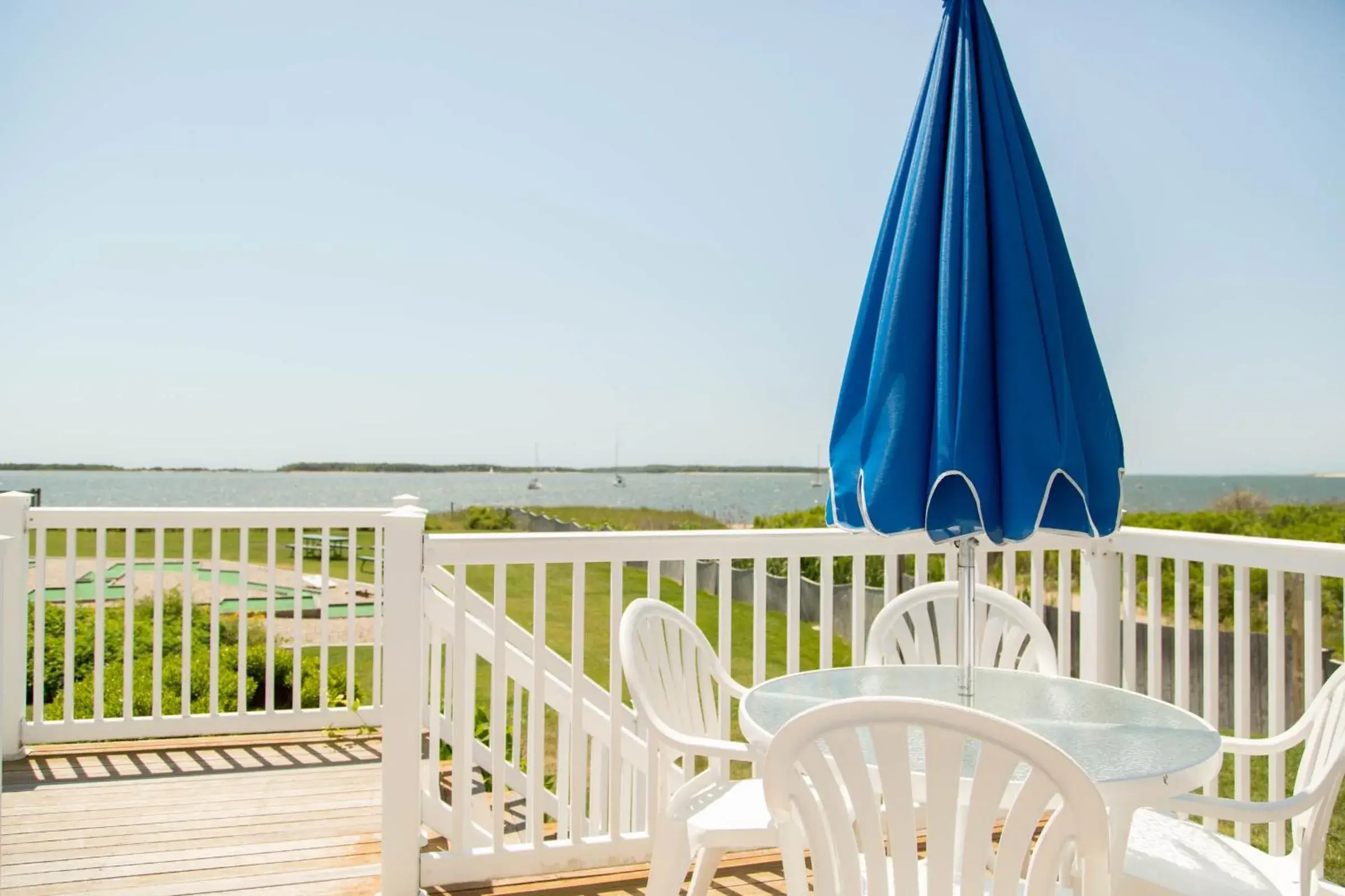 Patio in Green Harbor Resort Patio in Green Harbor Resort