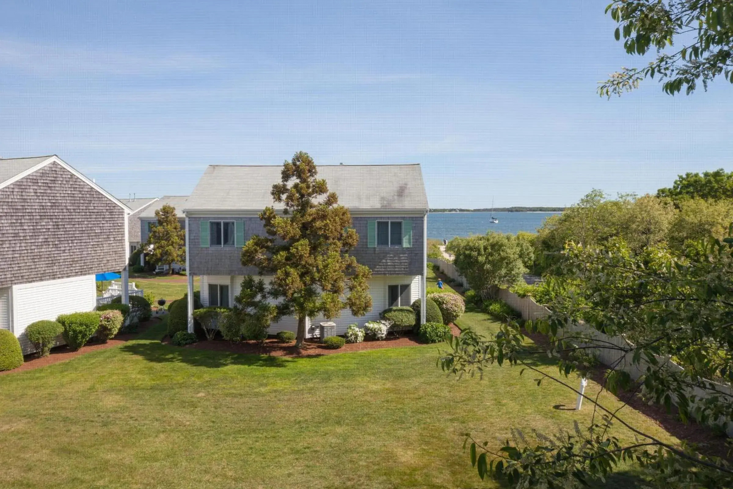 Property building in Green Harbor Resort Property building in Green Harbor Resort