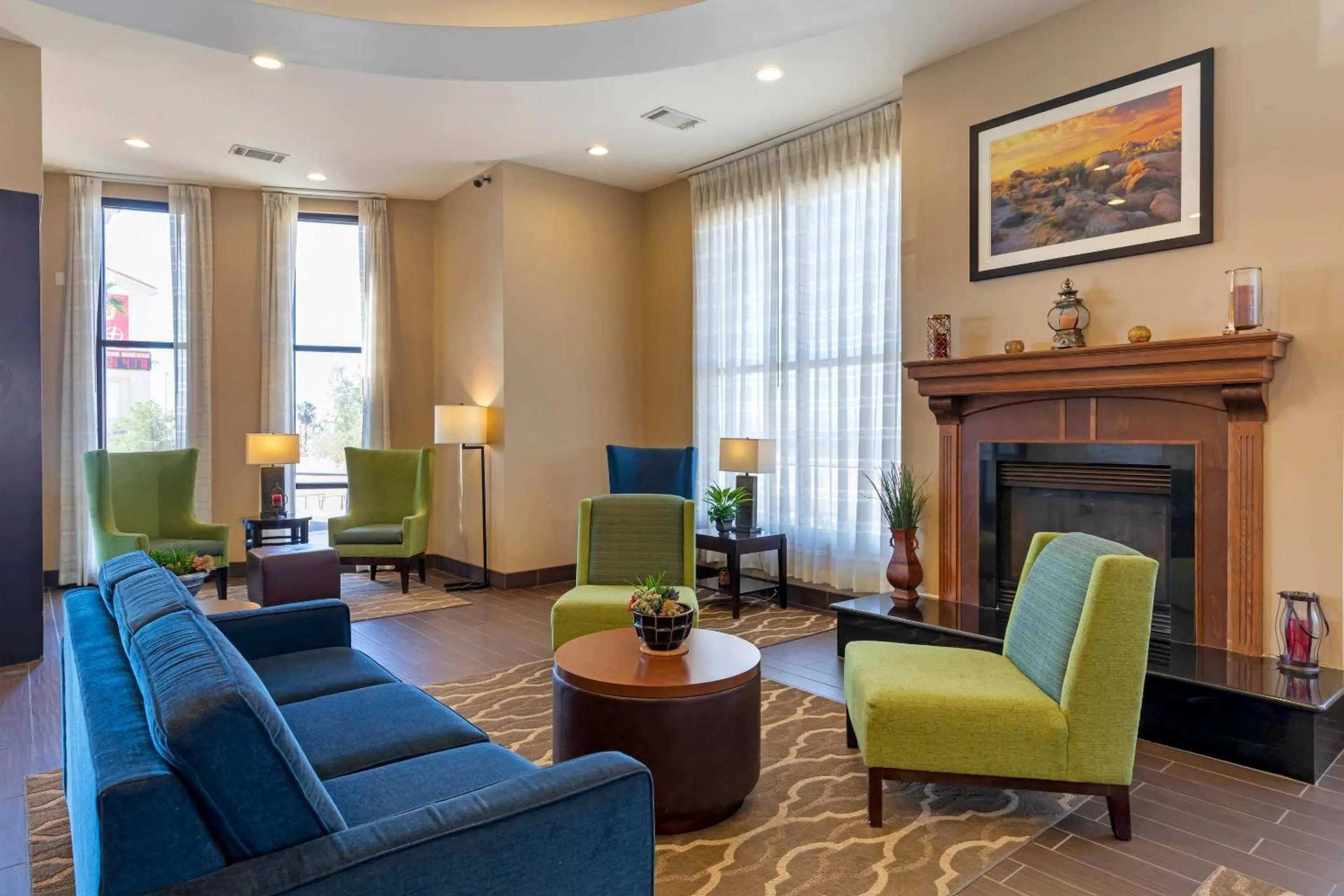 Lobby or reception in Comfort Suites Barstow near I-15