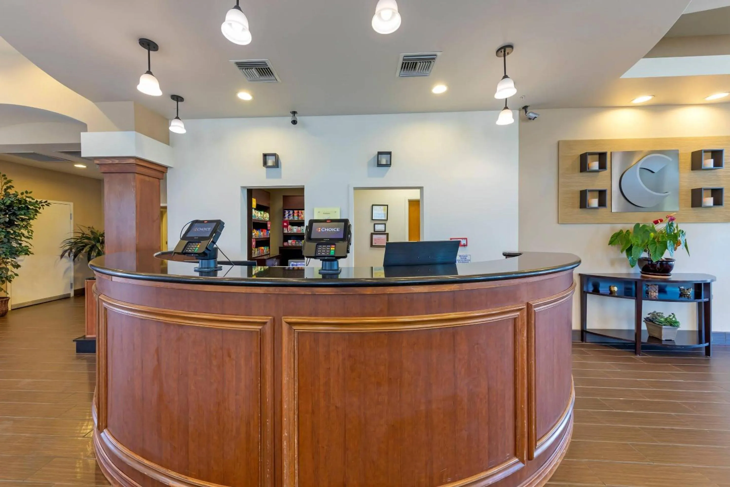 Lobby or reception in Comfort Suites Barstow near I-15