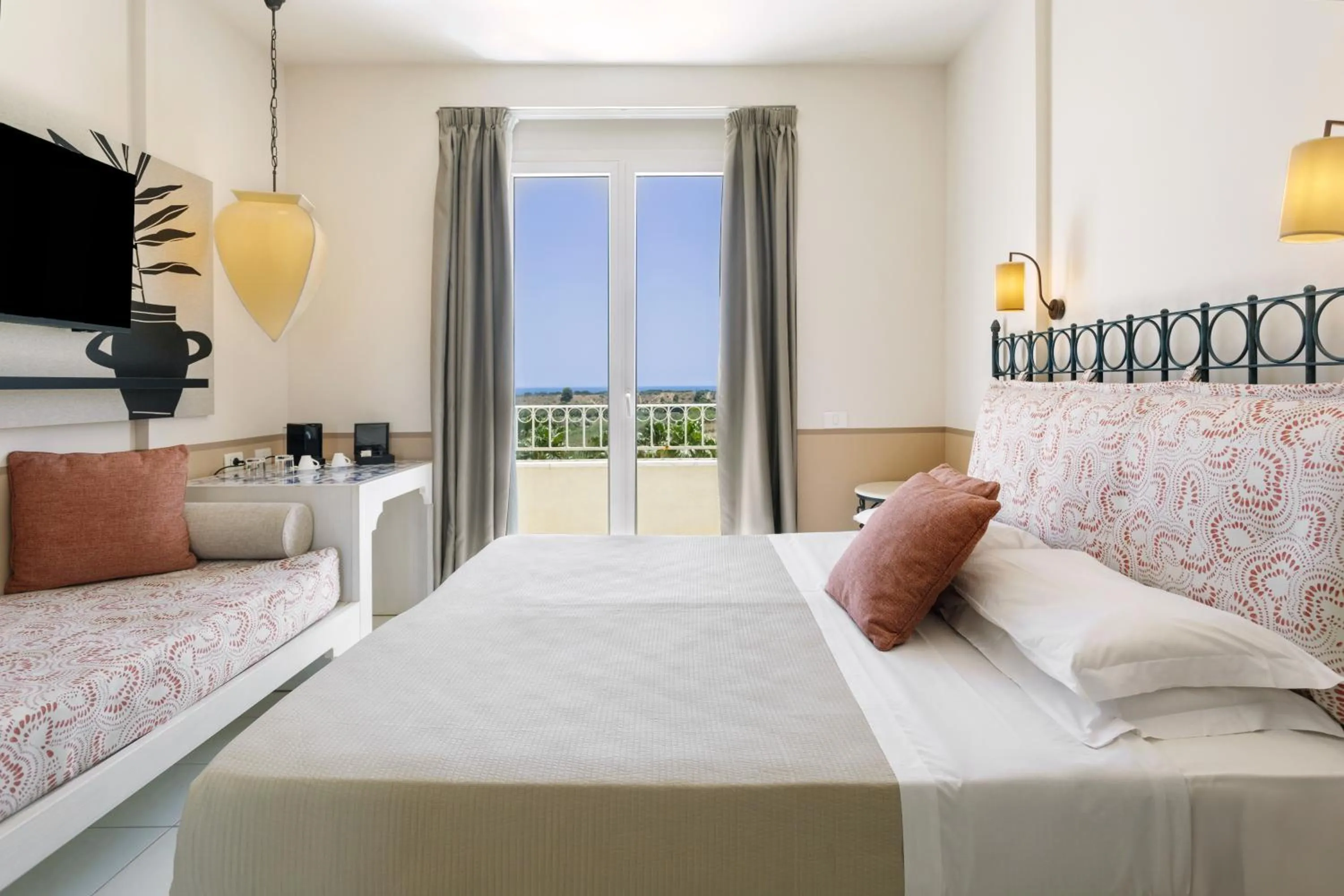 Bed in Costanza Charme Club