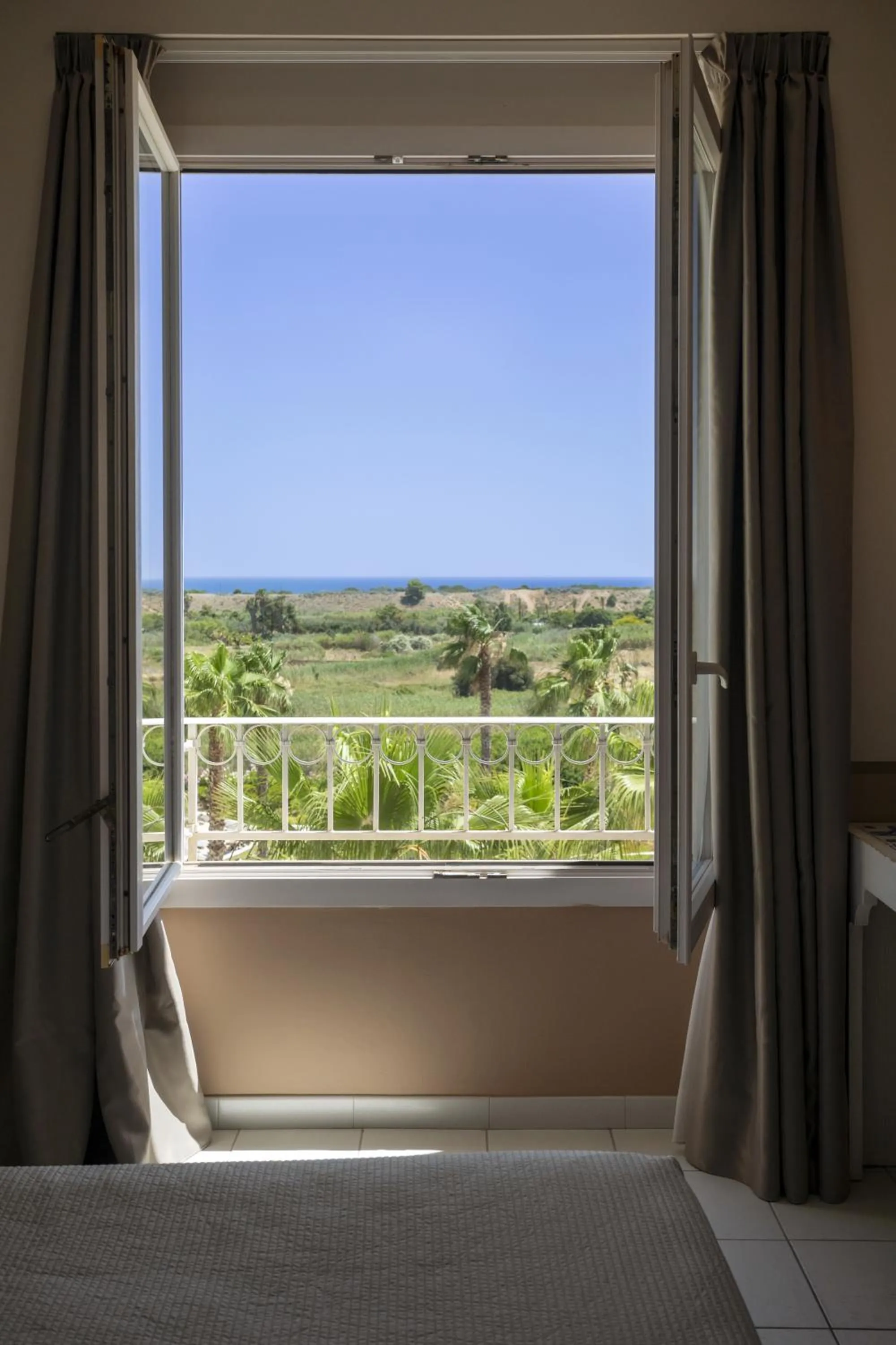 Bedroom, Bed in Costanza Charme Club