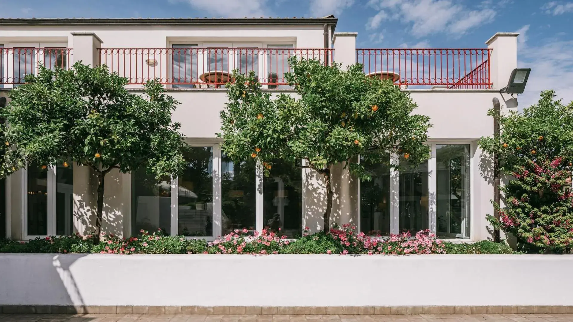 Balcony/Terrace, Property Building in Costanza Charme Club