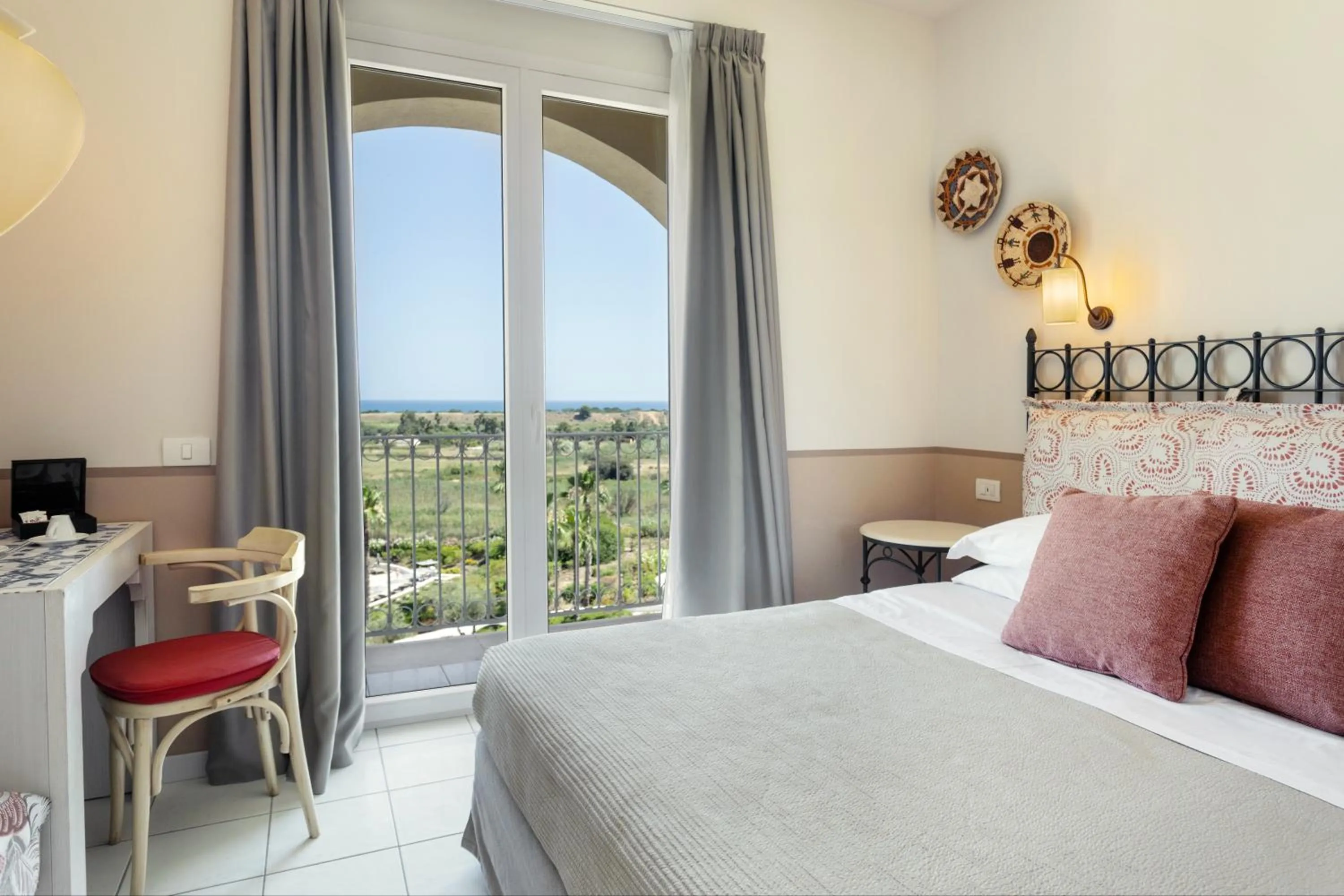 Bedroom, Bed in Costanza Charme Club