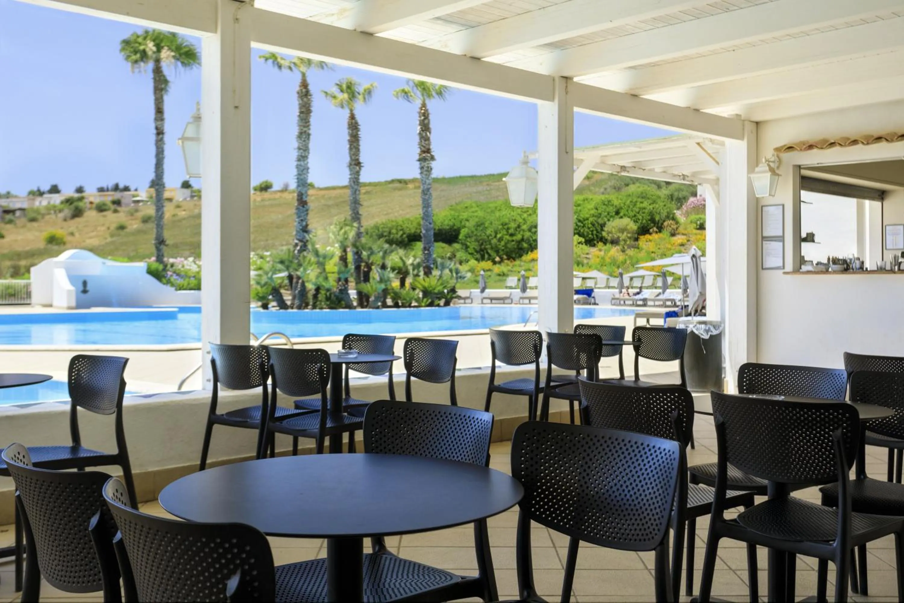 Lounge or bar in Mangia's Selinunte Resort