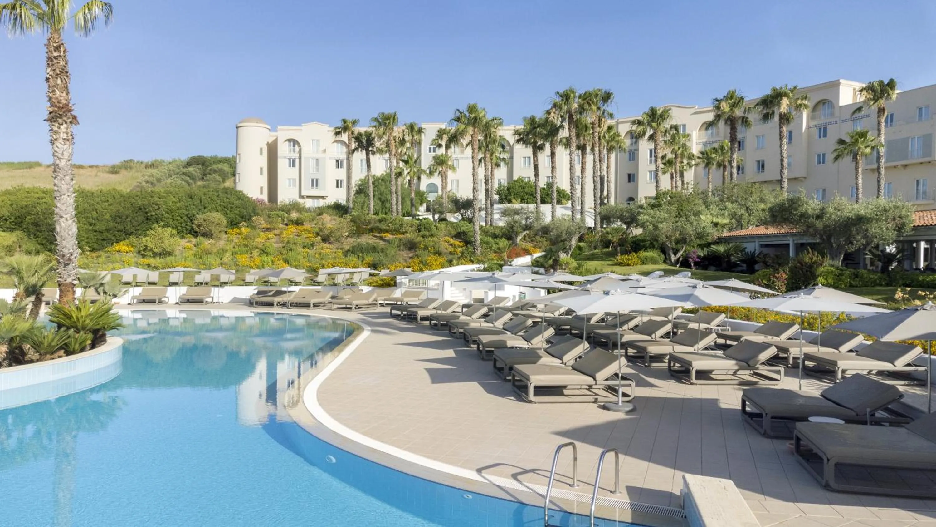 Swimming Pool in Costanza Charme Club