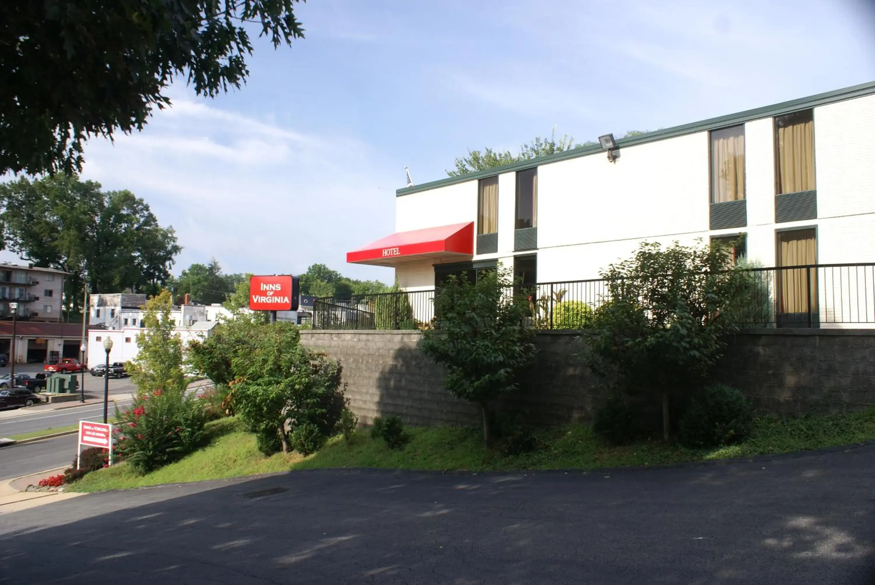 Facade/entrance in Inns of Virginia Arlington Facade/entrance in Inns of Virginia Arlington