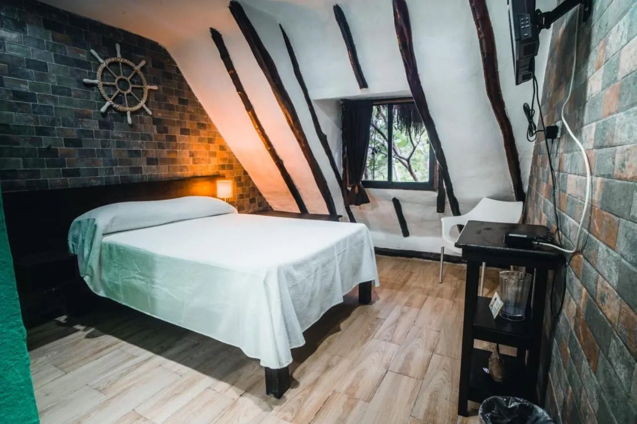 Photo of the whole room, Bed in Hotel Villas Tiburon Adults Only