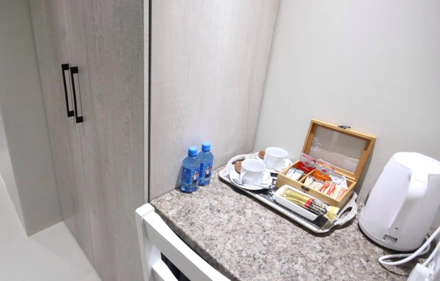 Coffee/tea facilities in Curry's Post Bed & Breakfast