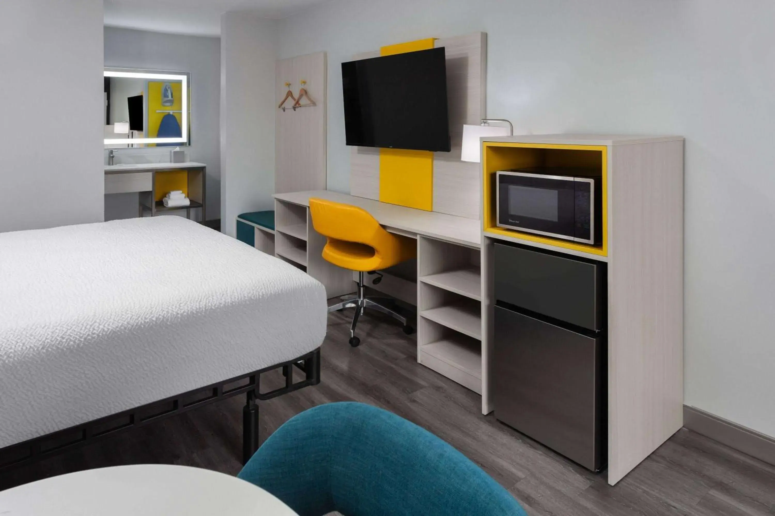 Photo of the whole room in Days-Inn by Wyndham Baltimore Northwest Photo of the whole room in Days-Inn by Wyndham Baltimore Northwest