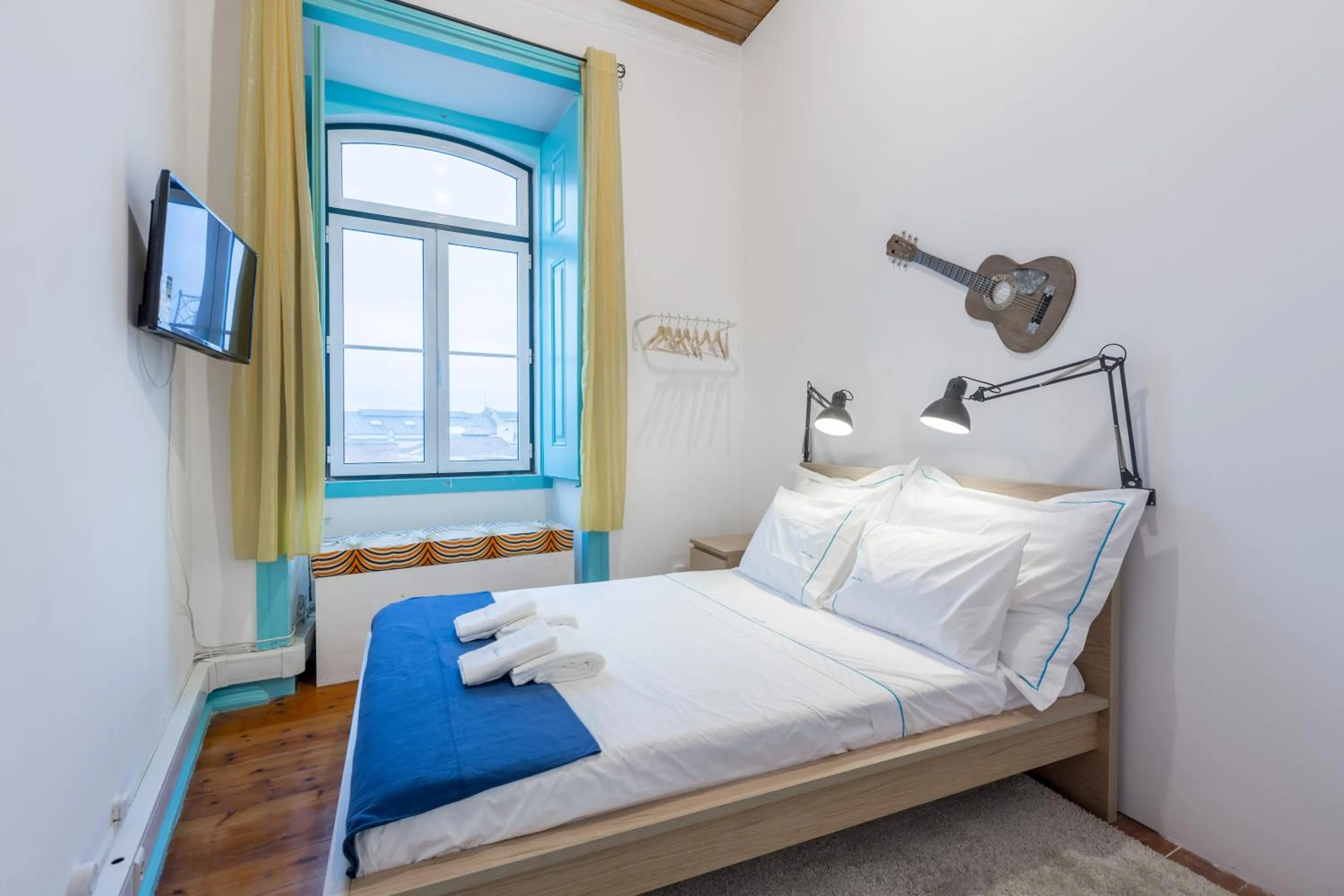 Bed in C&O Guest House Lisbon