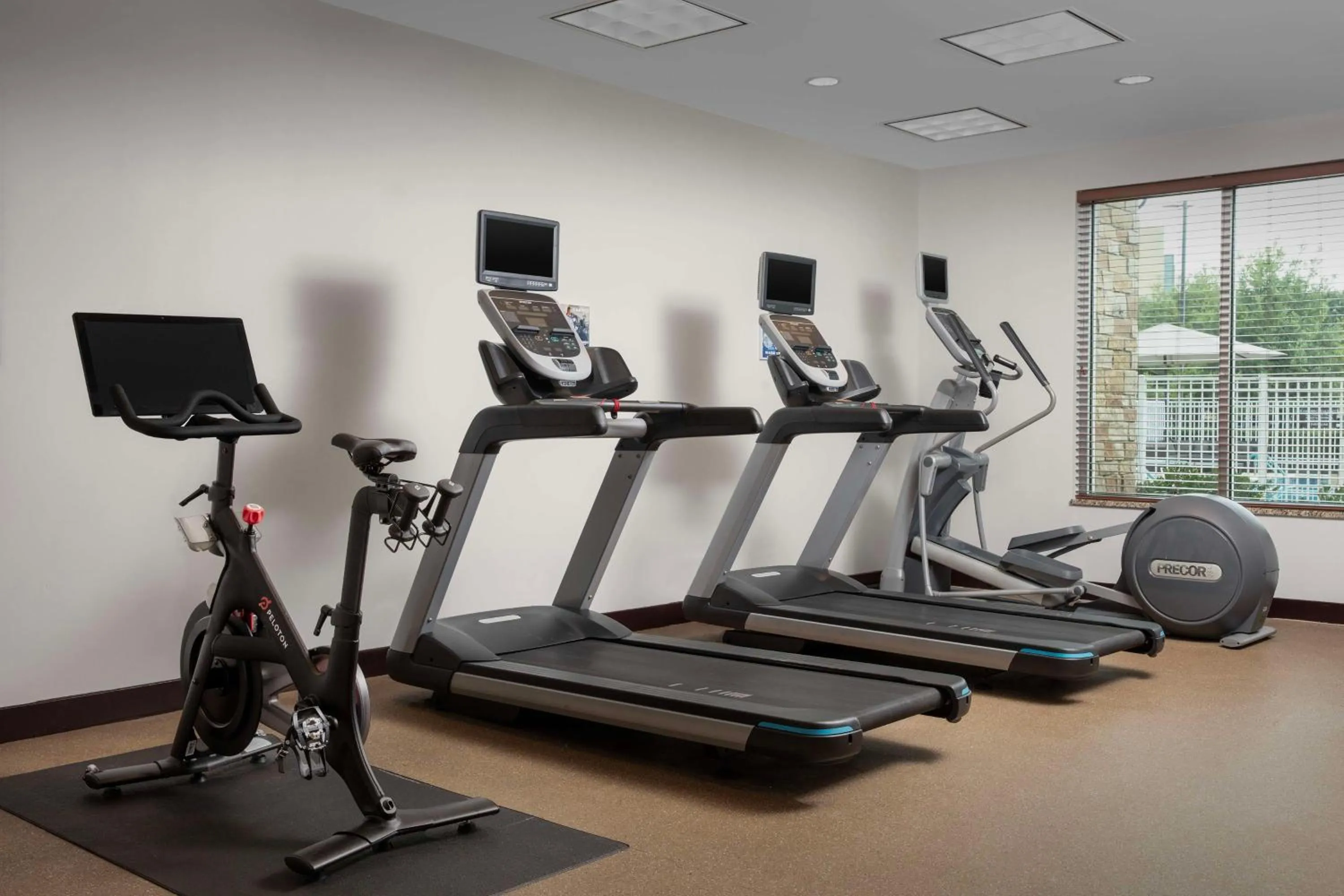 Fitness centre/facilities in Hilton Garden Inn Frisco