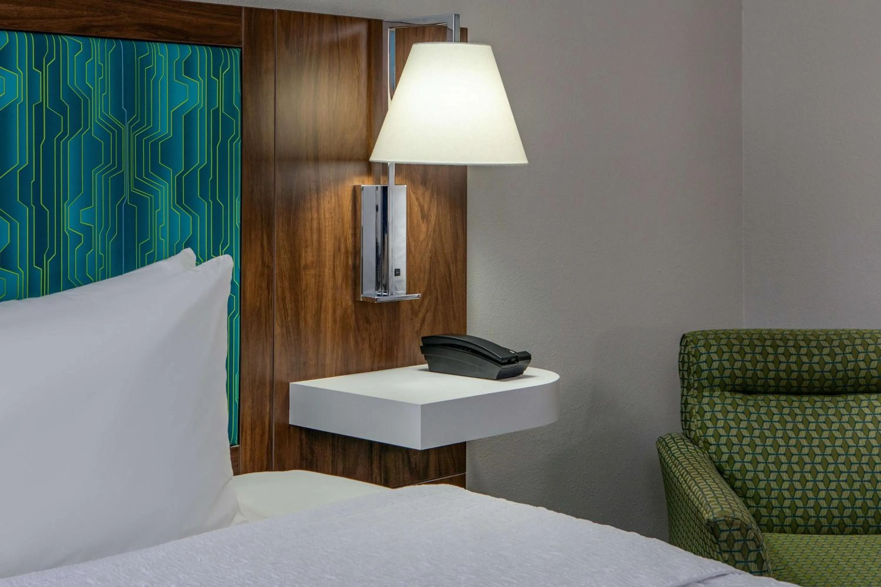 Bed in Hampton Inn Rehoboth Beach