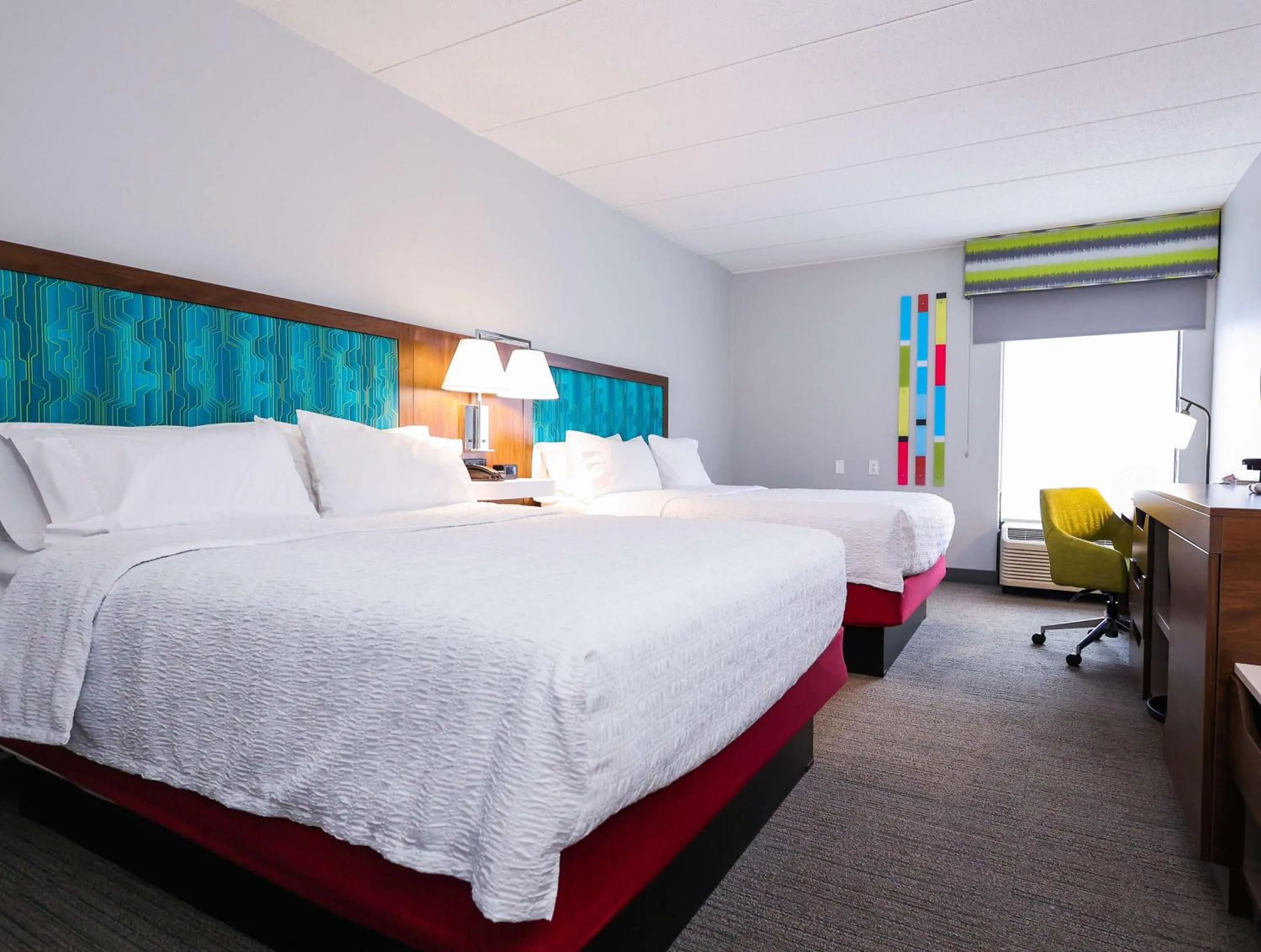 Bed in Hampton Inn Rehoboth Beach