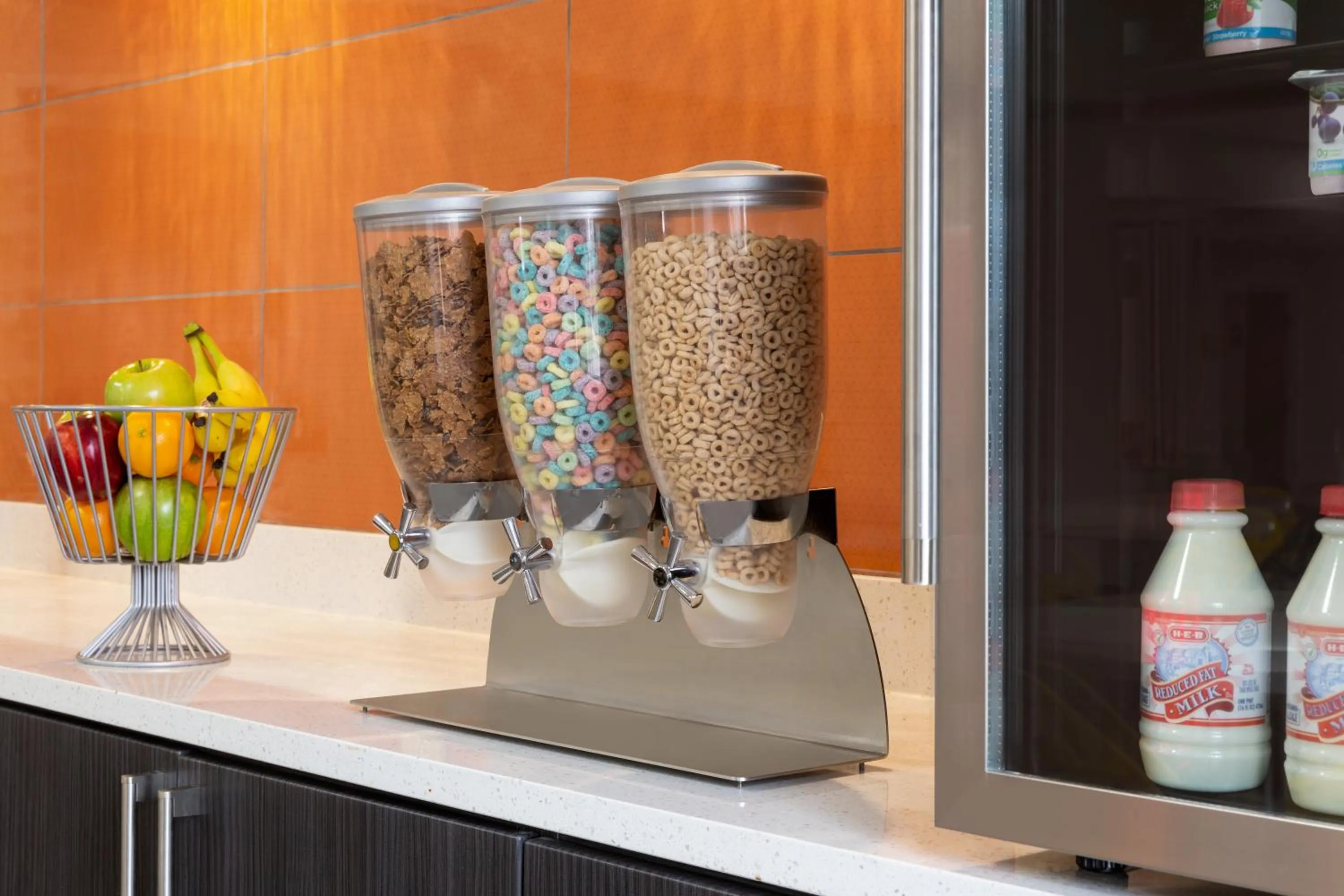 Breakfast in Super 8 by Wyndham San Antonio Airport North