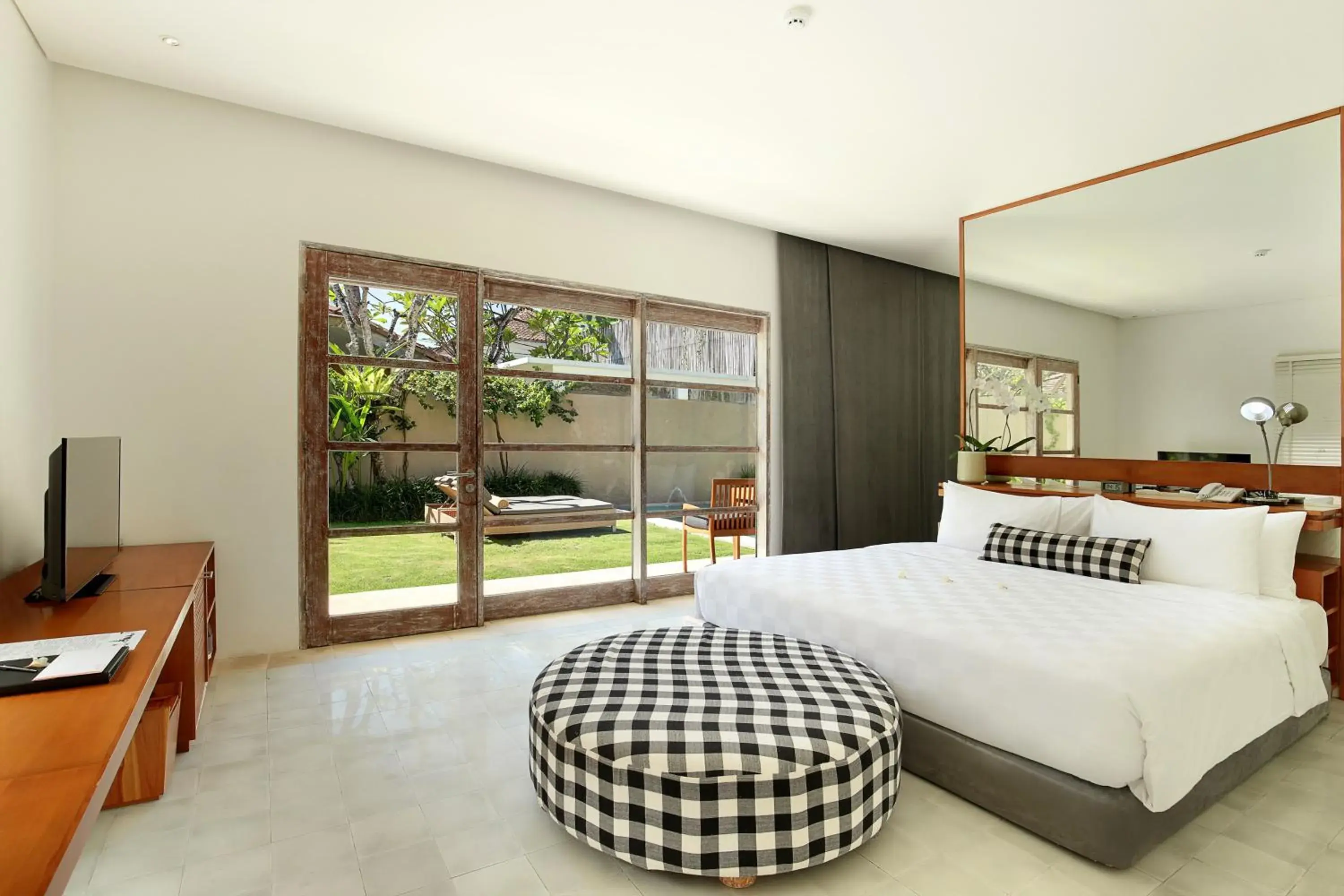 Photo of the whole room, Bed in Uma Sapna Seminyak Photo of the whole room, Bed in Uma Sapna Seminyak