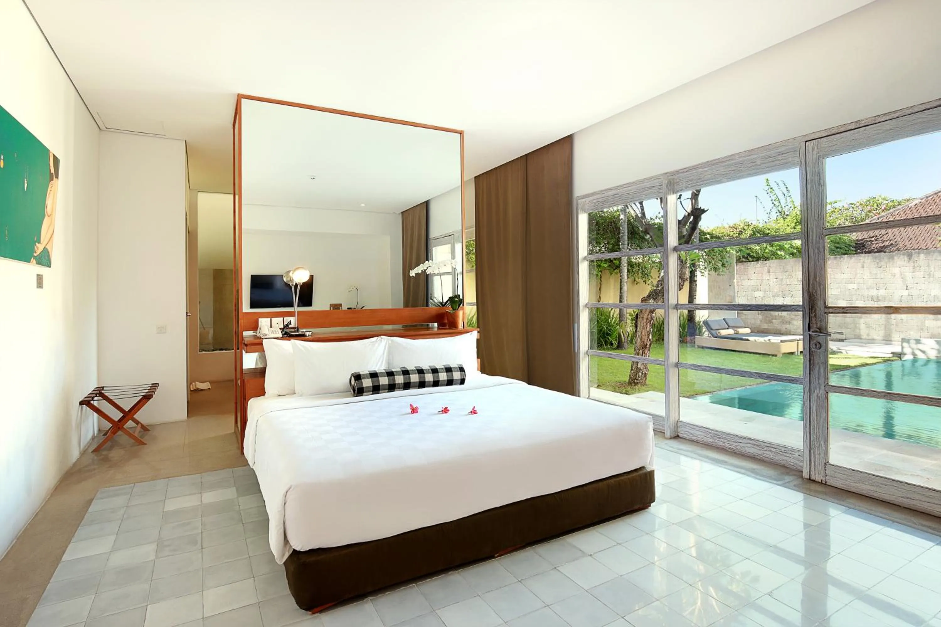 Photo of the whole room, Bed in Uma Sapna Seminyak