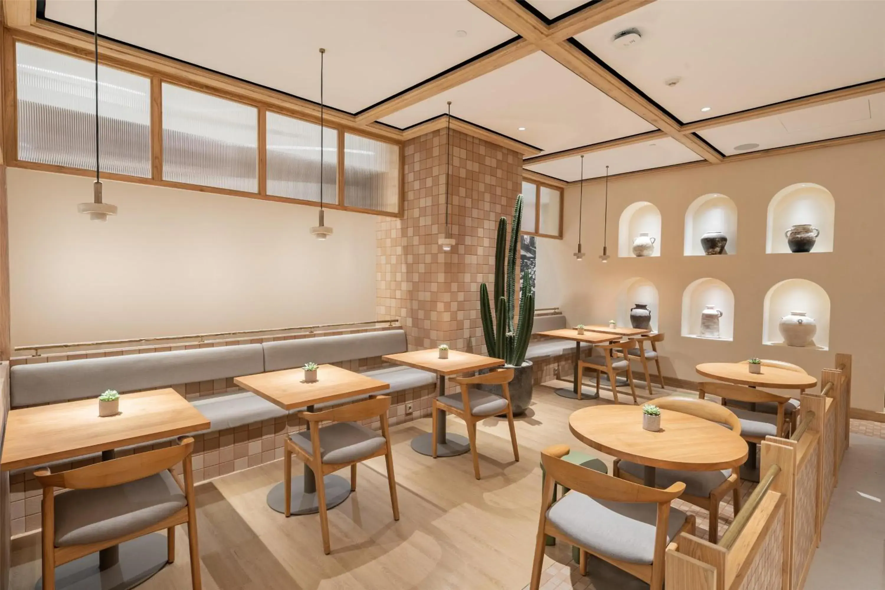 Restaurant/places to eat in Hotel Indonesia Kempinski Jakarta Restaurant/places to eat in Hotel Indonesia Kempinski Jakarta