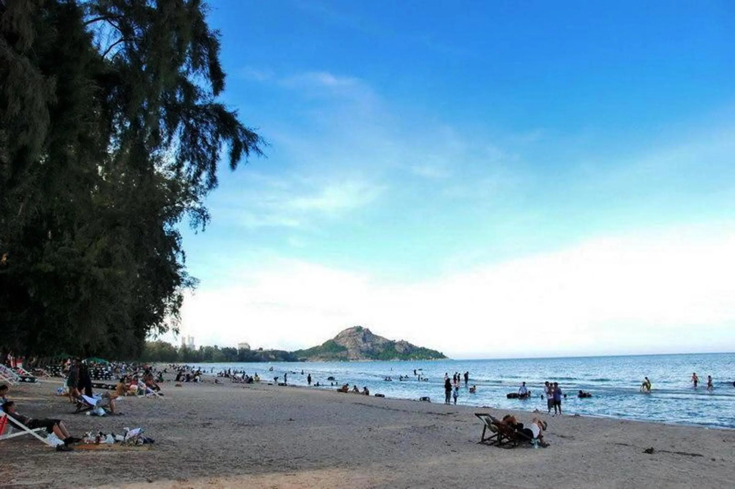 Beach in Sunshine Hostel