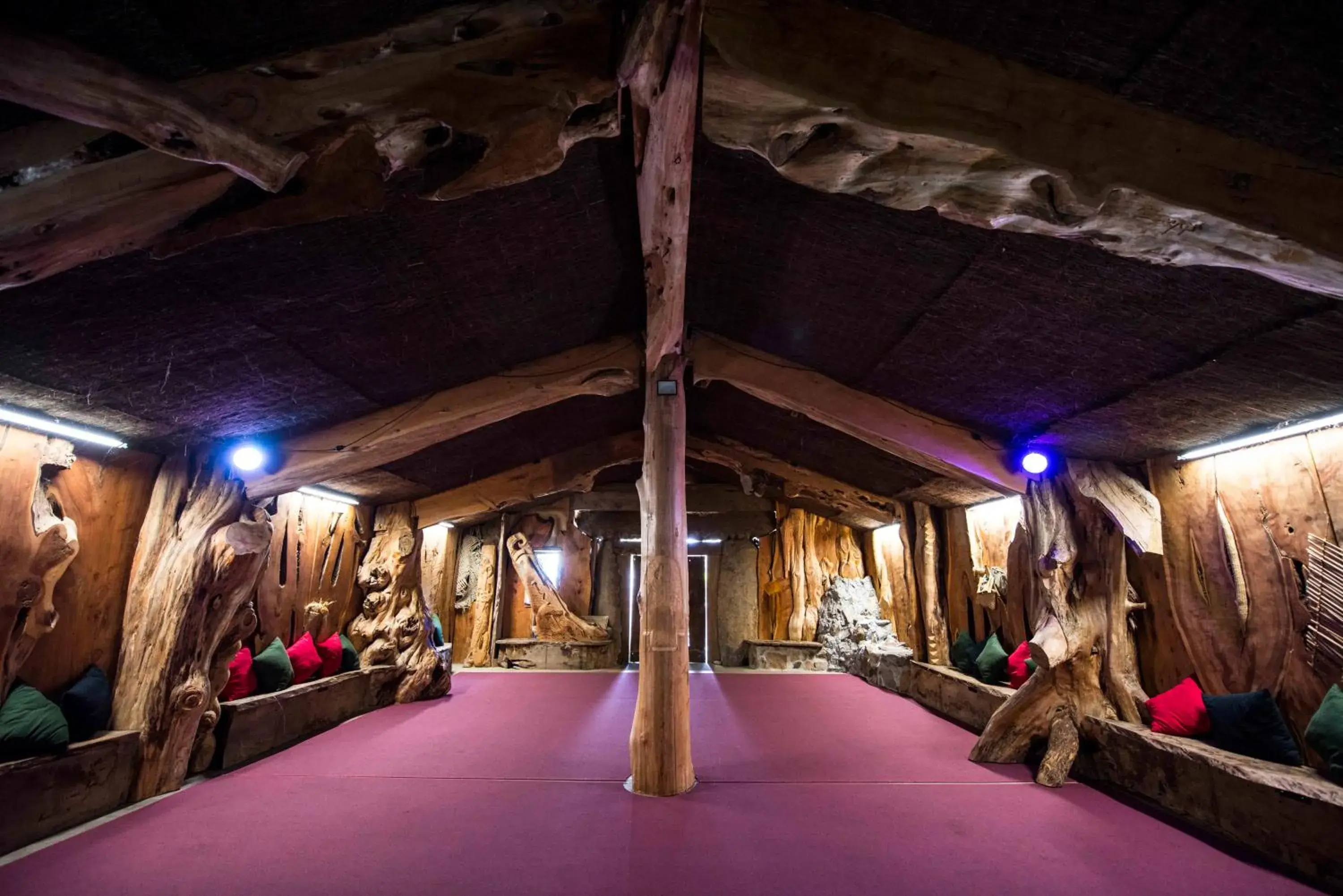 Property building in Beachcomber Lodge & Backpacker Property building in Beachcomber Lodge & Backpacker