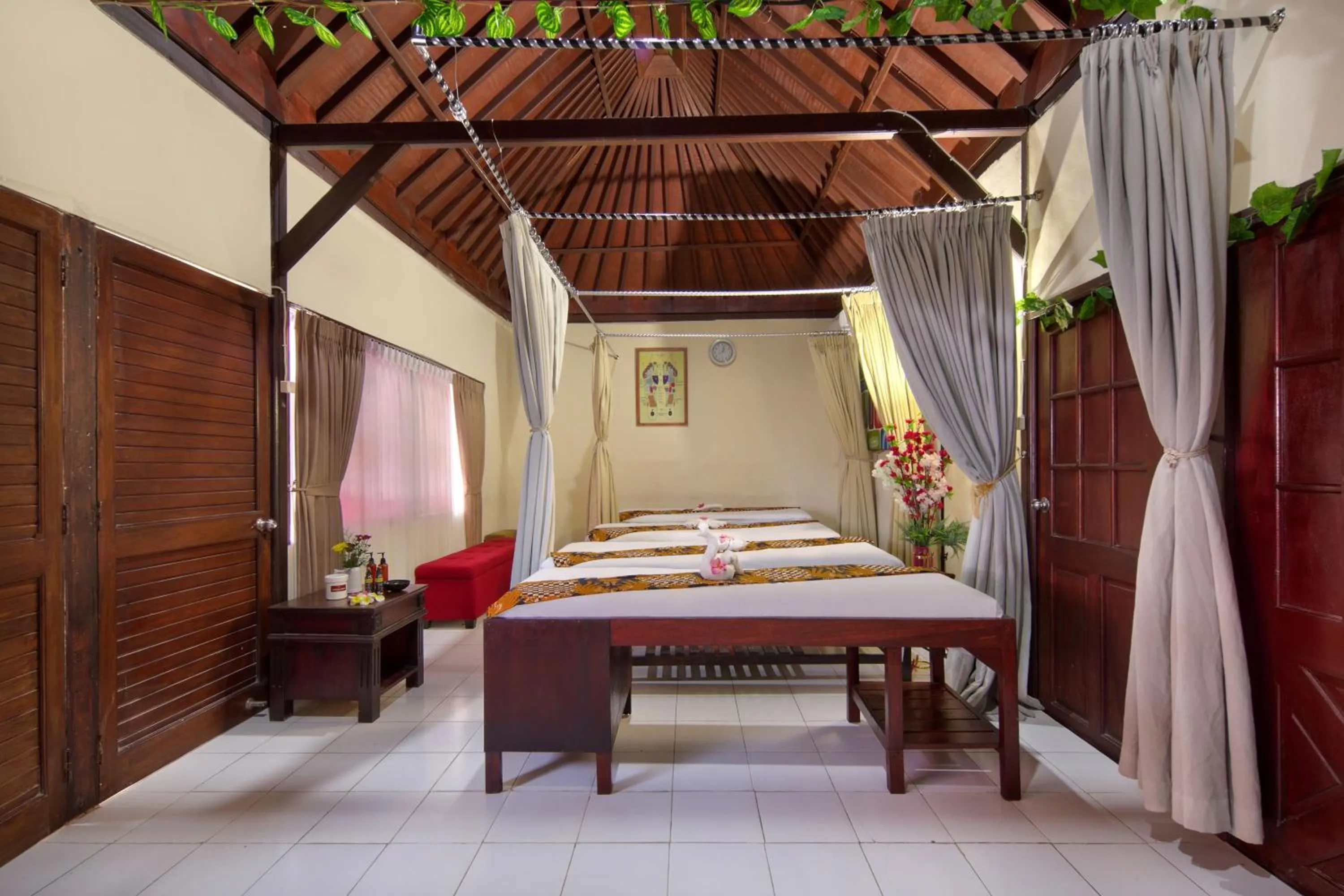 Spa and wellness centre/facilities, Bed in Royal Hotel and Villa Bali