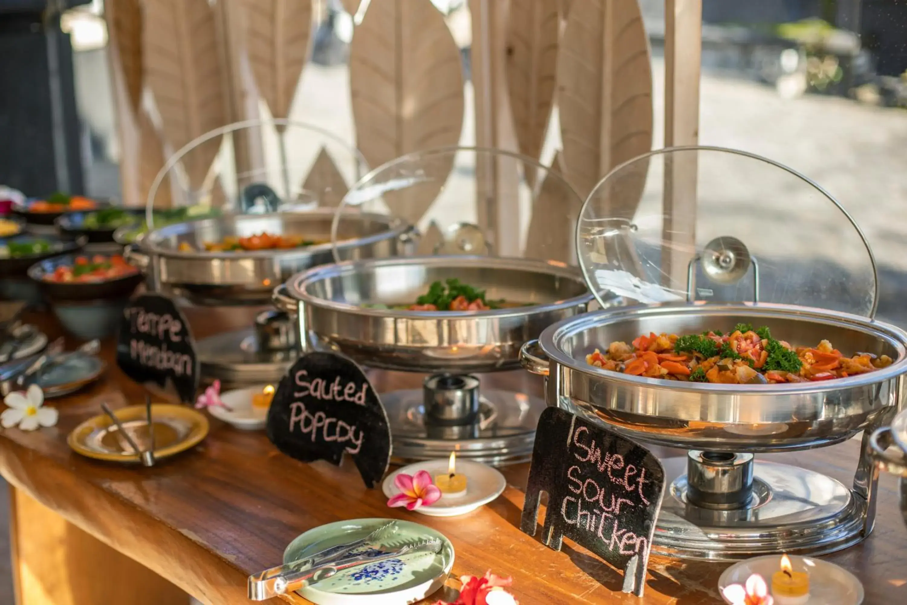 Buffet breakfast in Royal Hotel and Villa Bali Buffet breakfast in Royal Hotel and Villa Bali