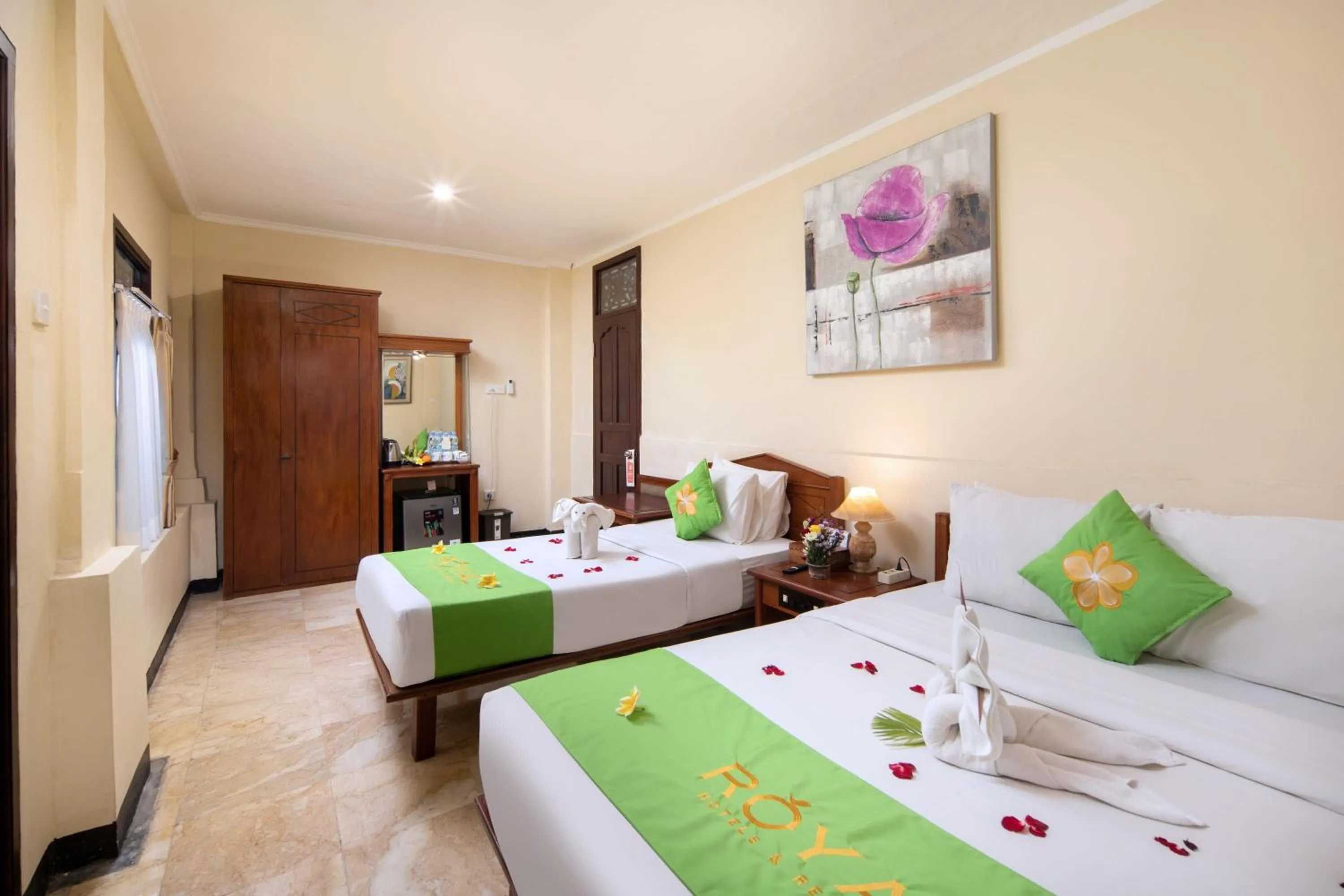 Bedroom, Bed in Royal Hotel and Villa Bali