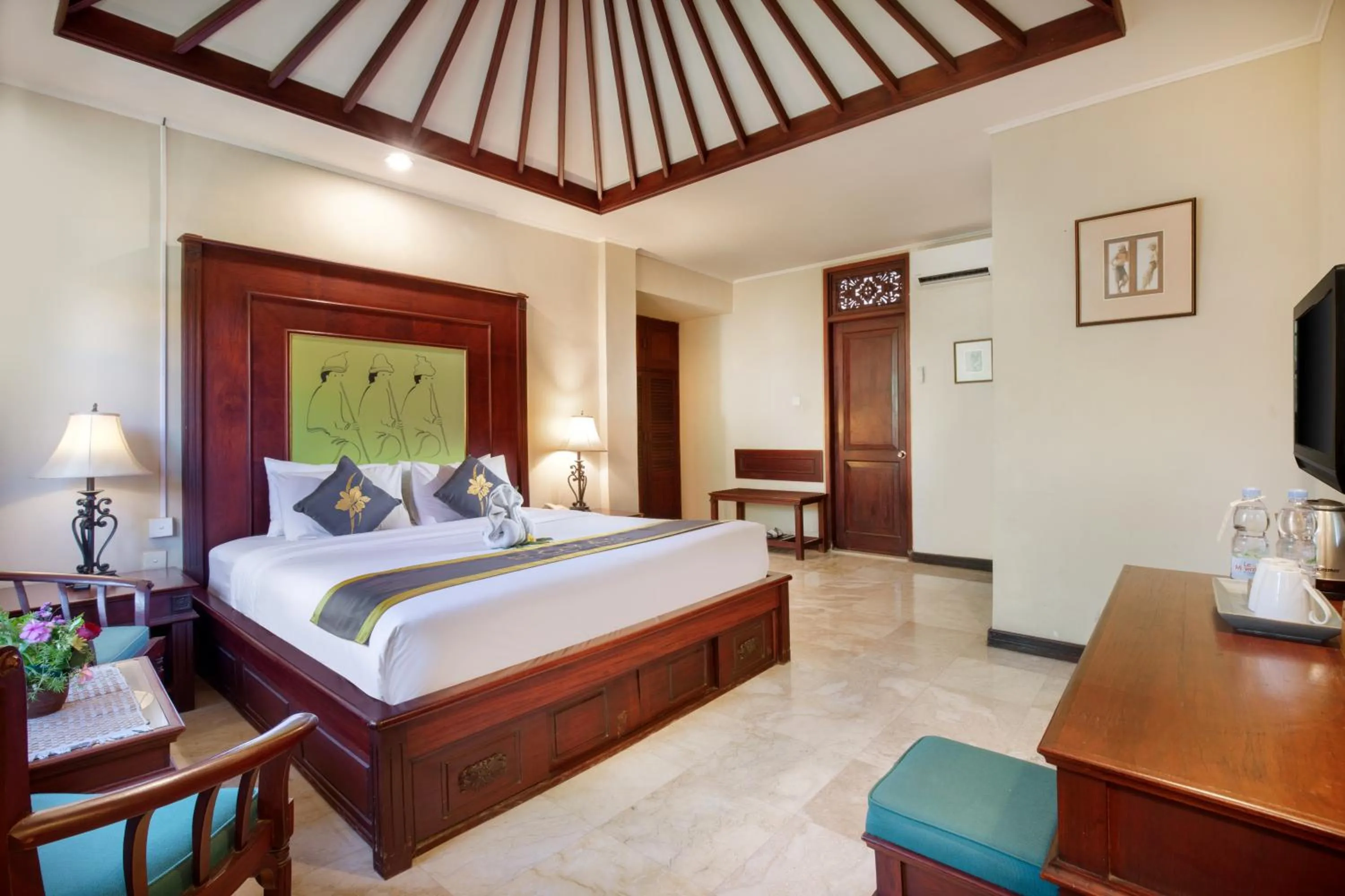Bedroom, Bed in Royal Hotel and Villa Bali