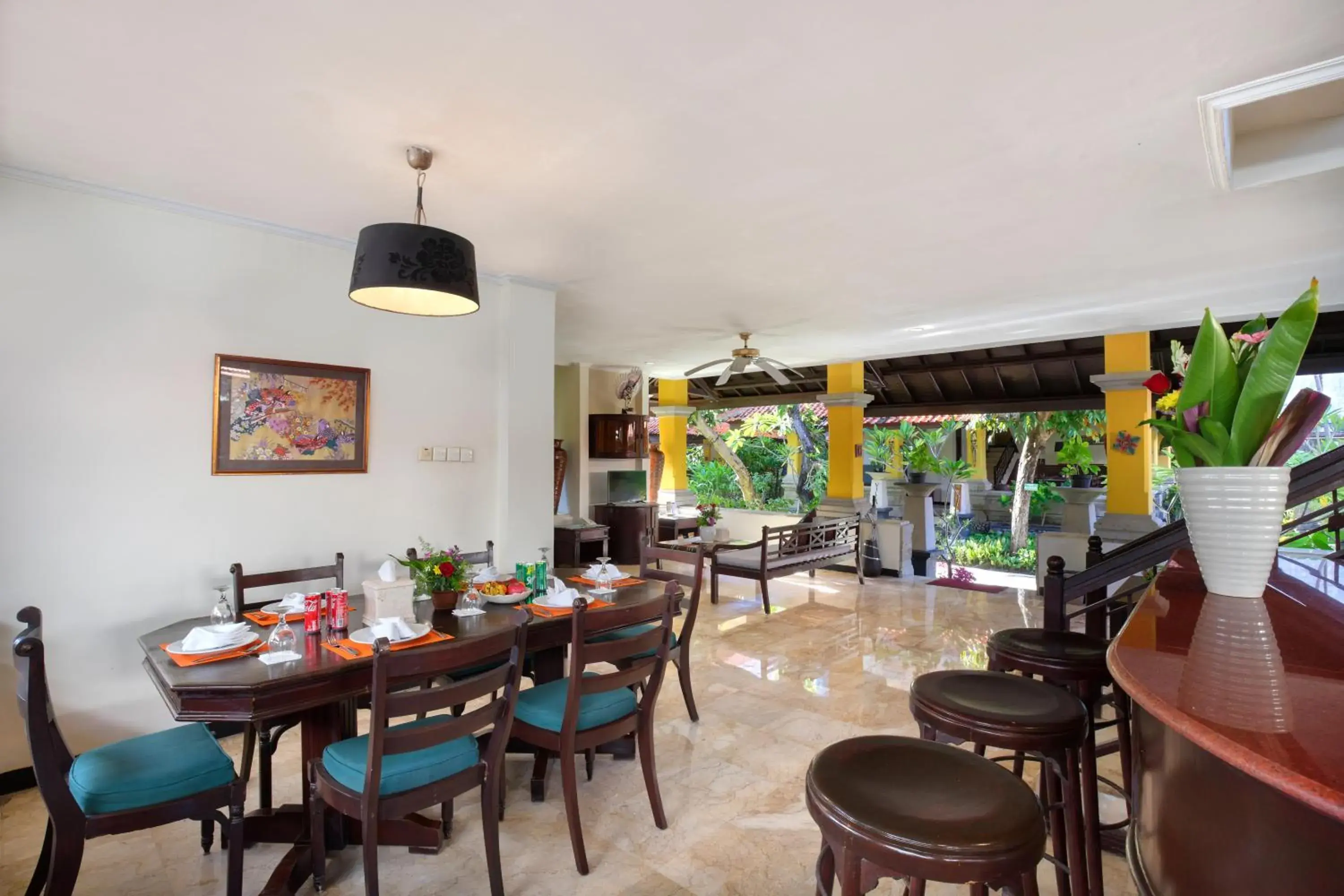 Living room in Royal Hotel and Villa Bali Living room in Royal Hotel and Villa Bali