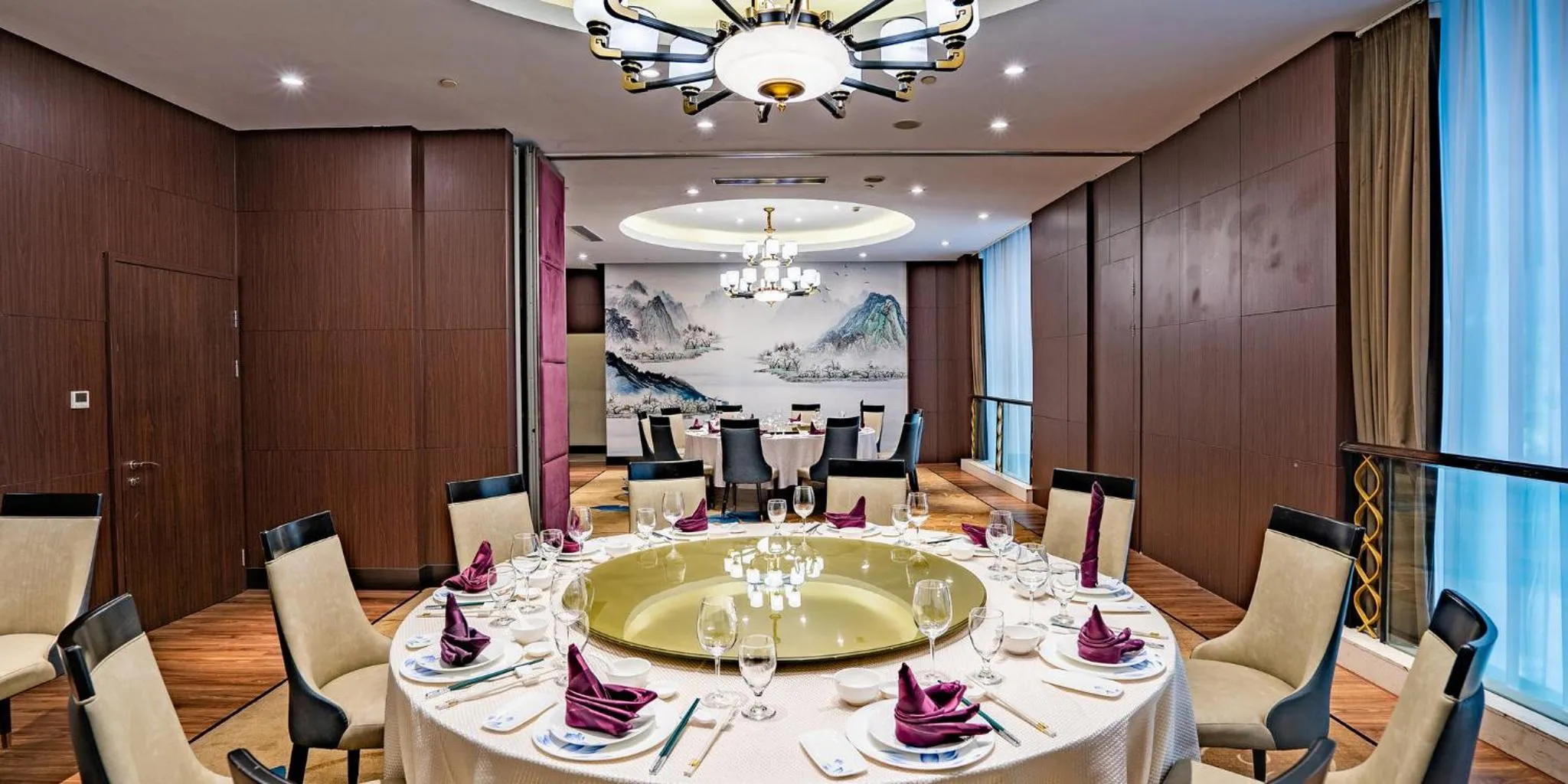 Restaurant/places to eat in Holiday Inn Changzhou Wujin by IHG