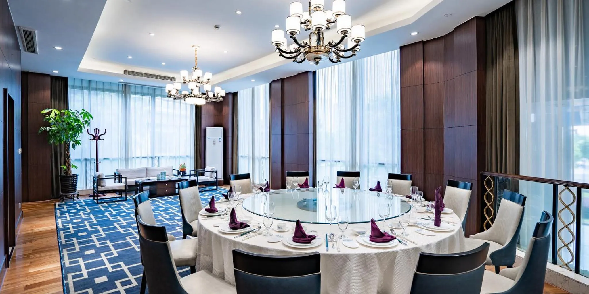 Restaurant/places to eat in Holiday Inn Changzhou Wujin by IHG