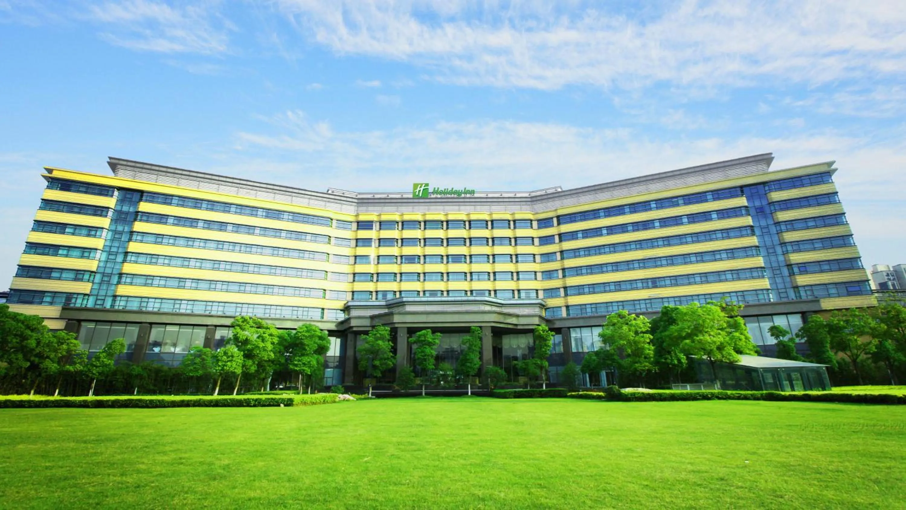 Property building in Holiday Inn Changzhou Wujin by IHG