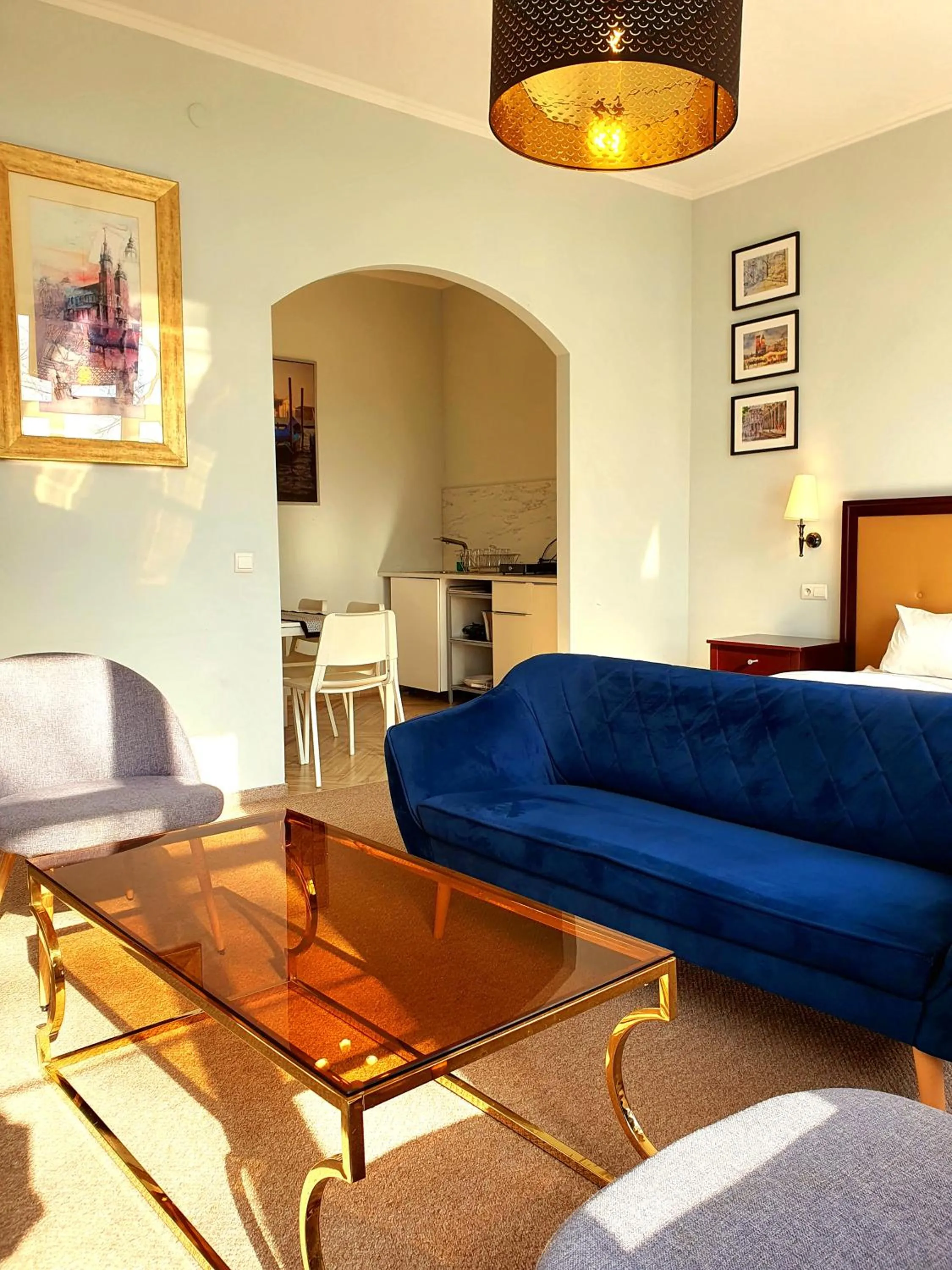 Living room, Seating Area in Holiday Suites Cracow