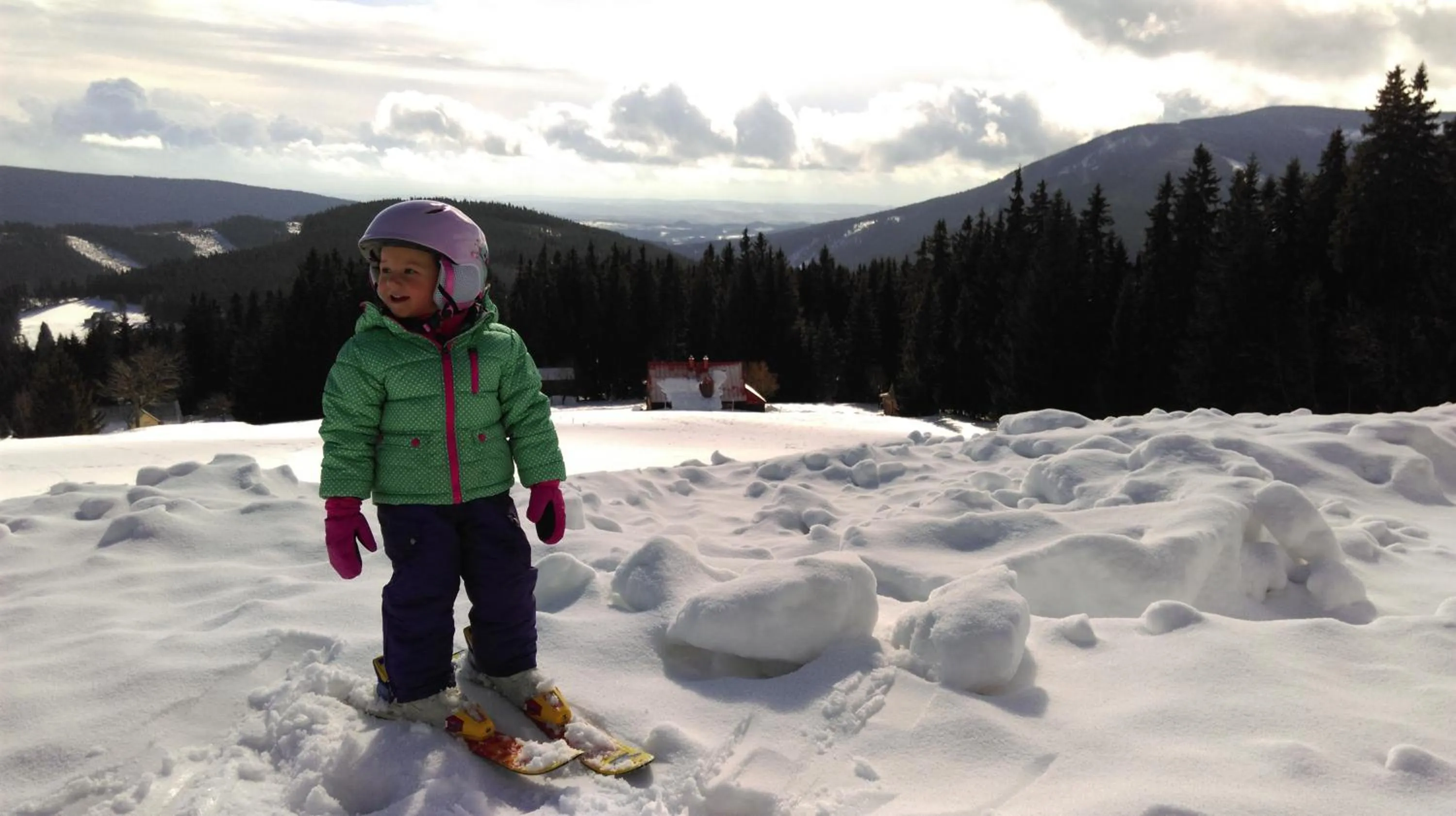 Skiing in Hotel Bouda Jana