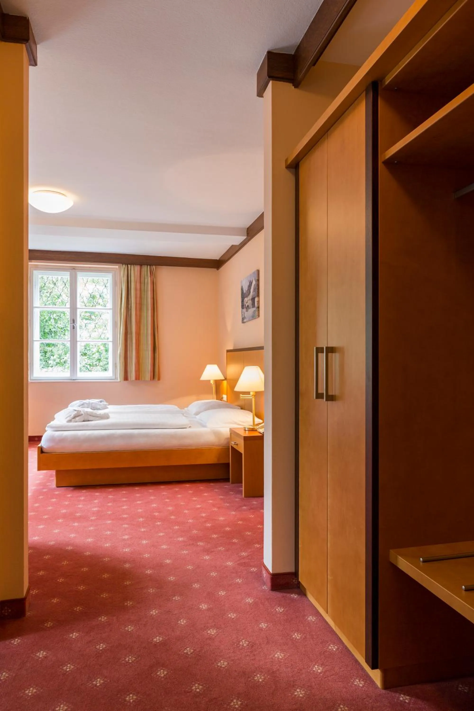 Bedroom, Bed in Hotel Restaurant Höldrichsmühle