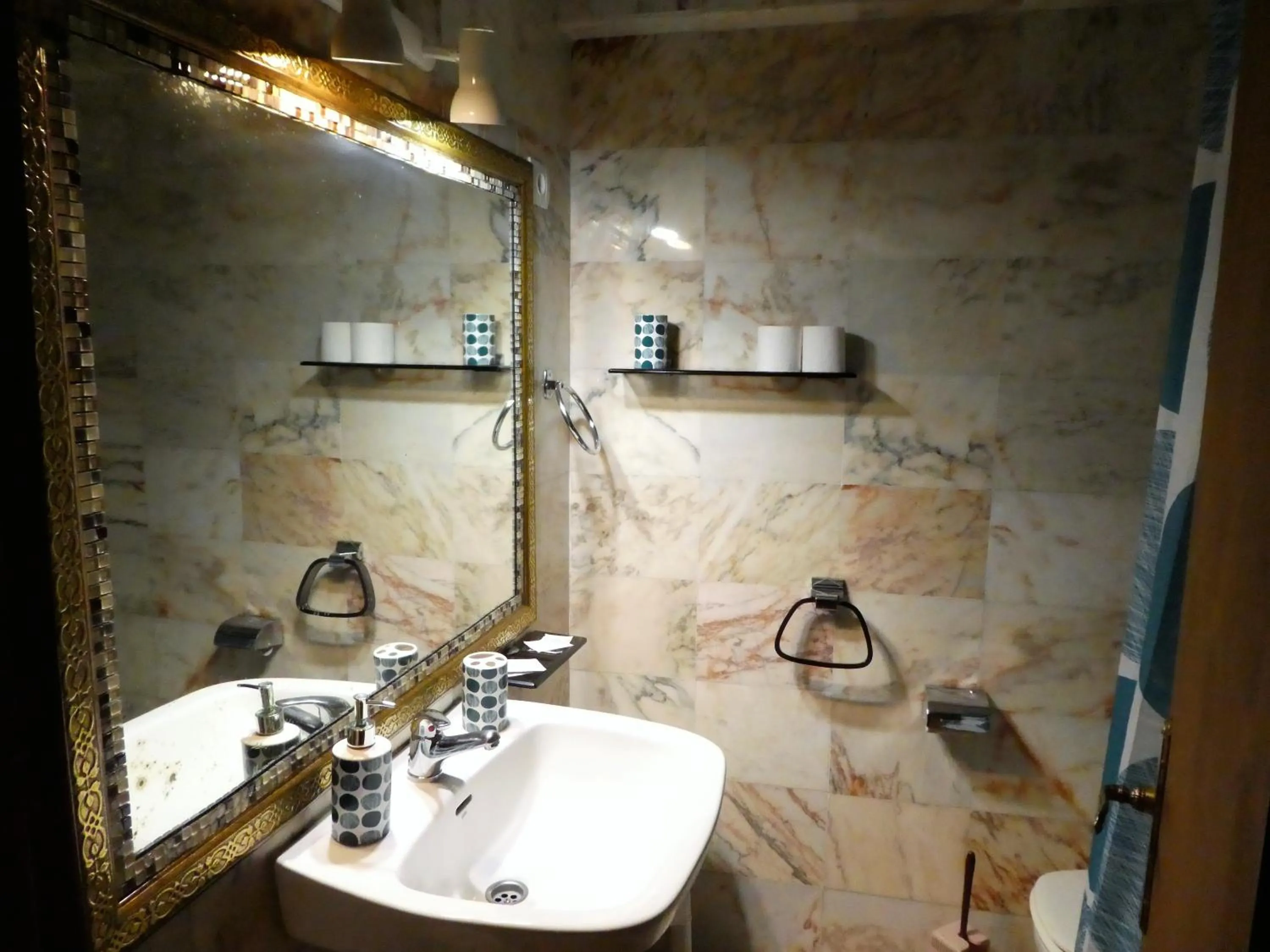 Bathroom in Hotel Barbacedo