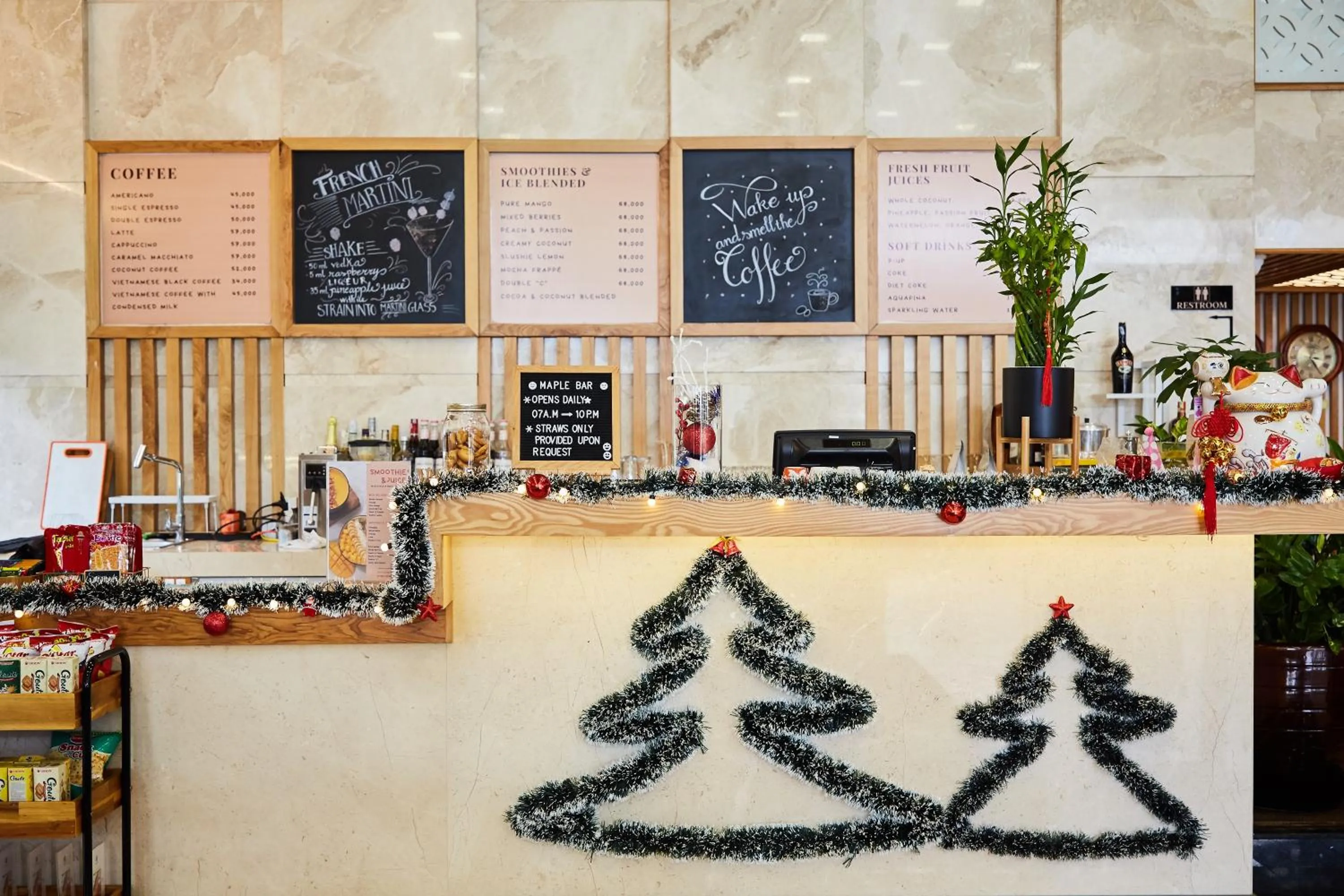 Property building in Nhu Minh Plaza Danang Hotel