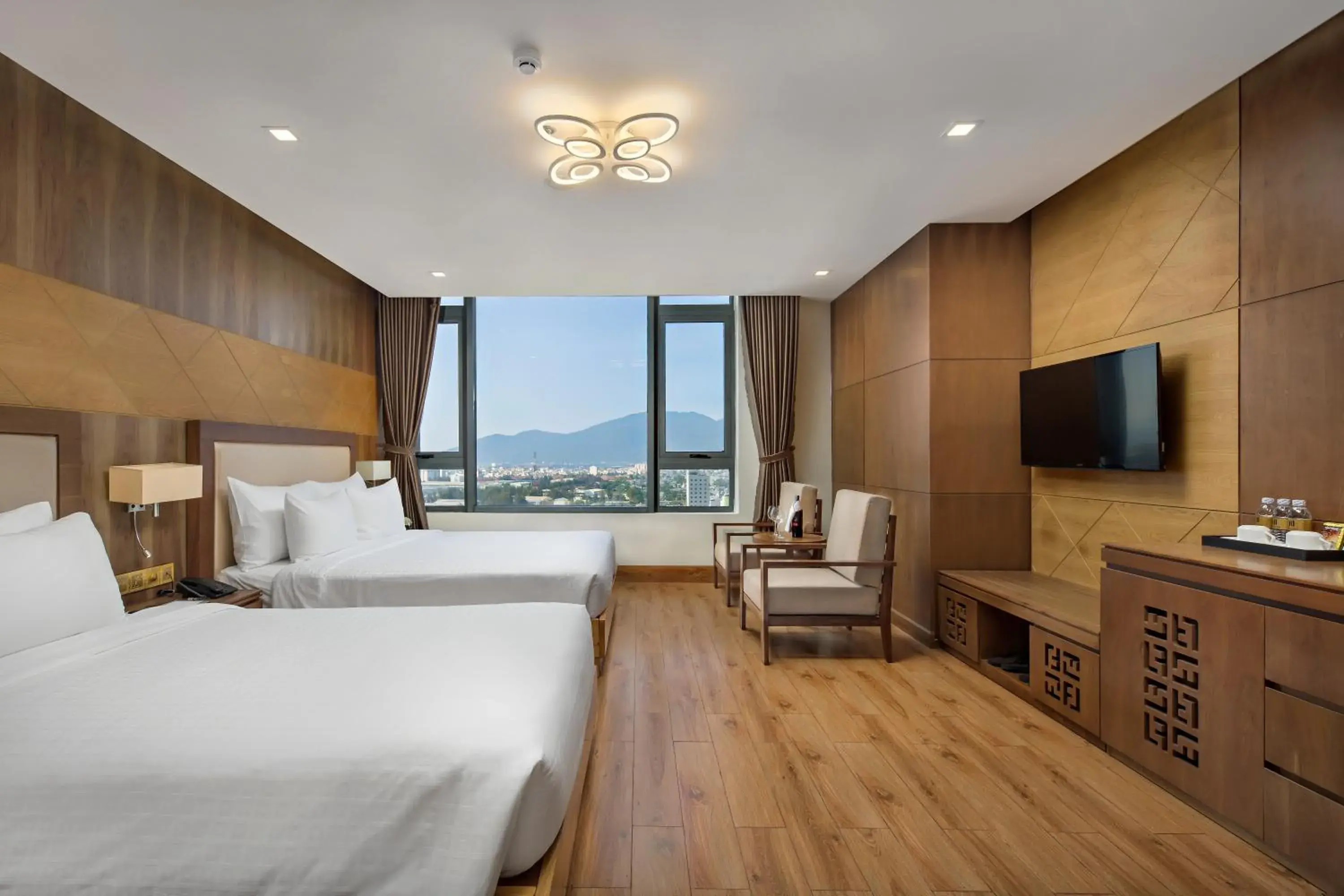 Bed in Nhu Minh Plaza Danang Hotel Bed in Nhu Minh Plaza Danang Hotel