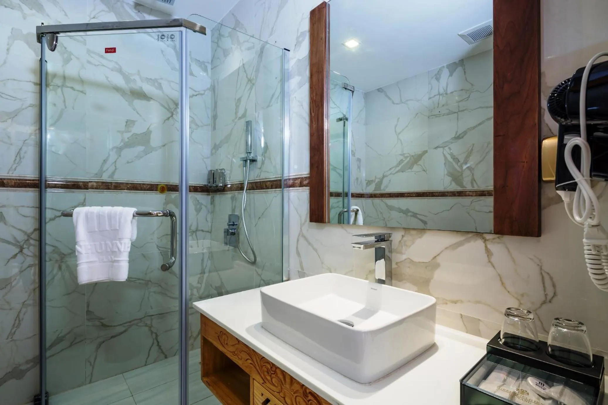 Bathroom in Nhu Minh Plaza Danang Hotel