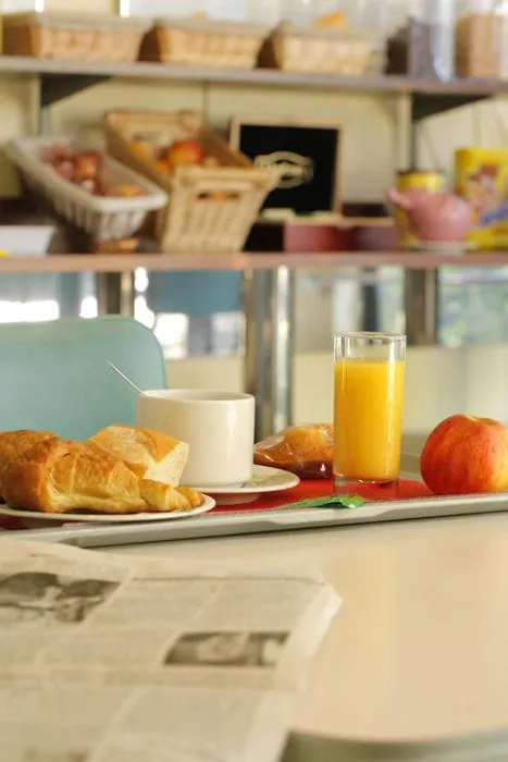 Restaurant/places to eat, Breakfast in The Originals Access, Hotel Rennes Ouest (P'tit Dej-Hotel)