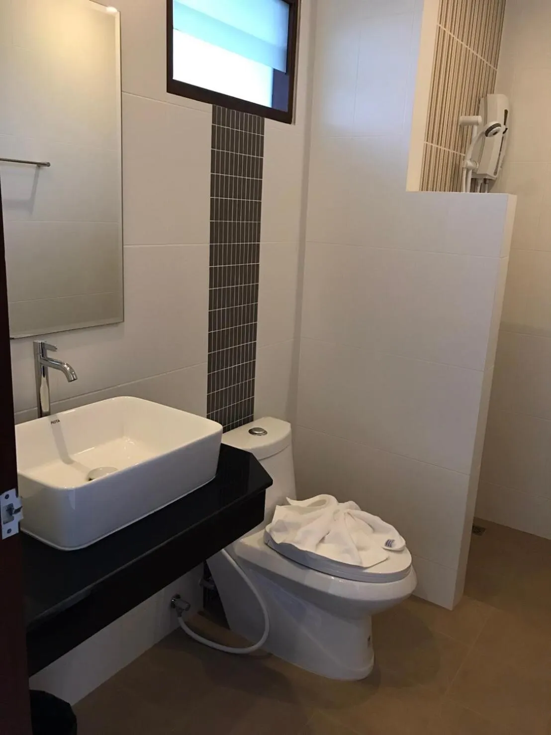 Toilet in Amarina Green