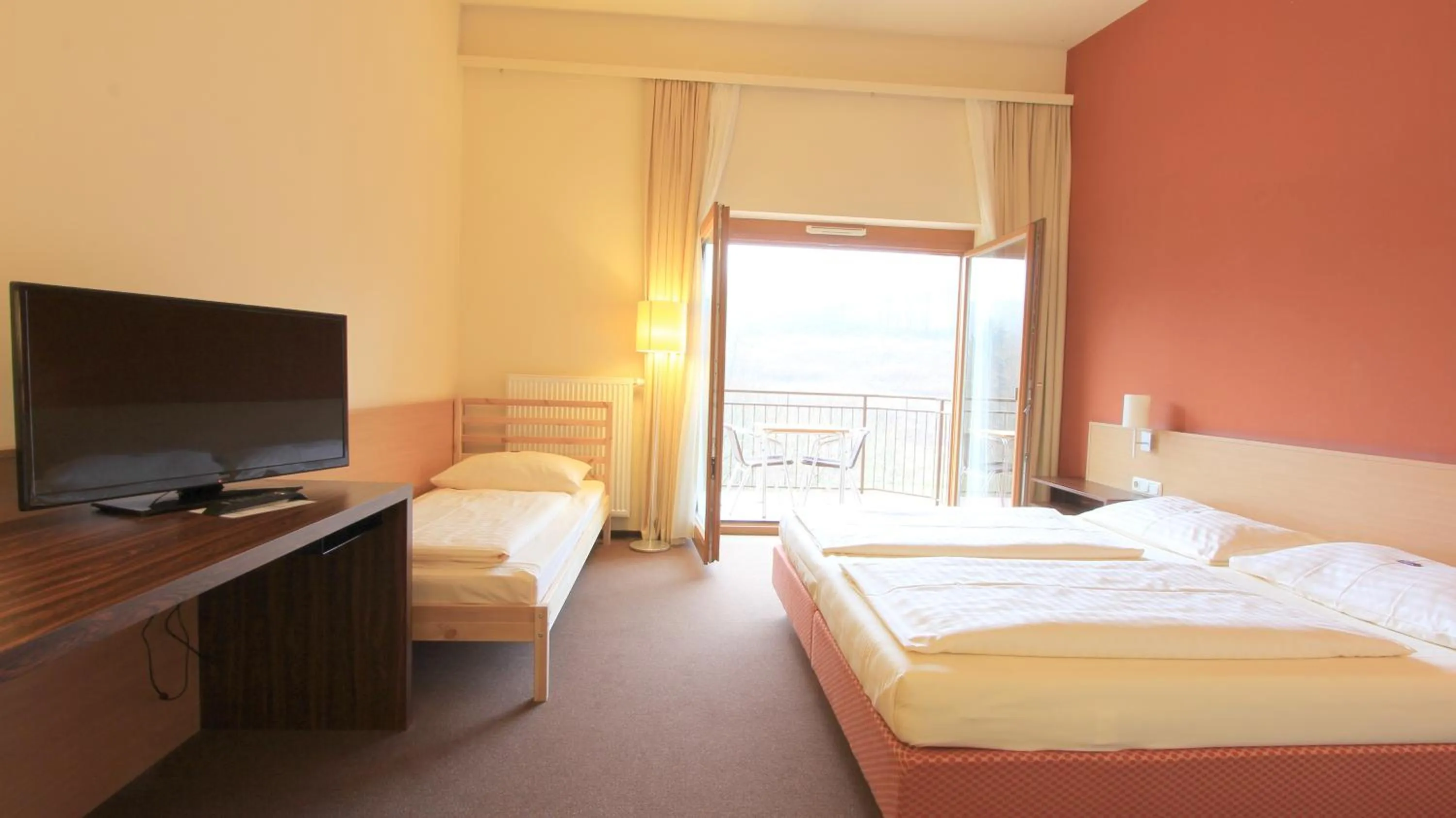 Photo of the whole room, Bed in Familien Hotel Krainz