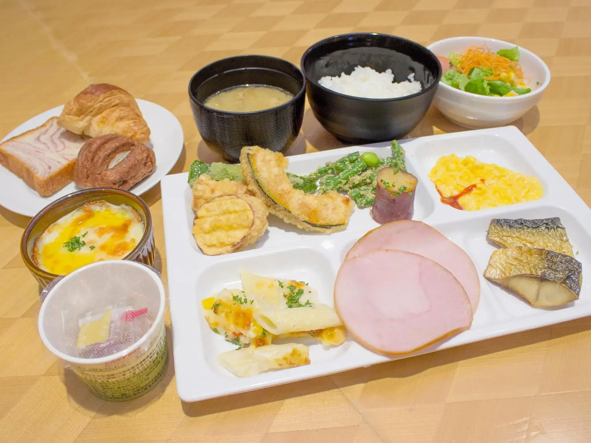 Restaurant/places to eat in Hearton Hotel Shinsaibashi Nagahoridouri Restaurant/places to eat in Hearton Hotel Shinsaibashi Nagahoridouri