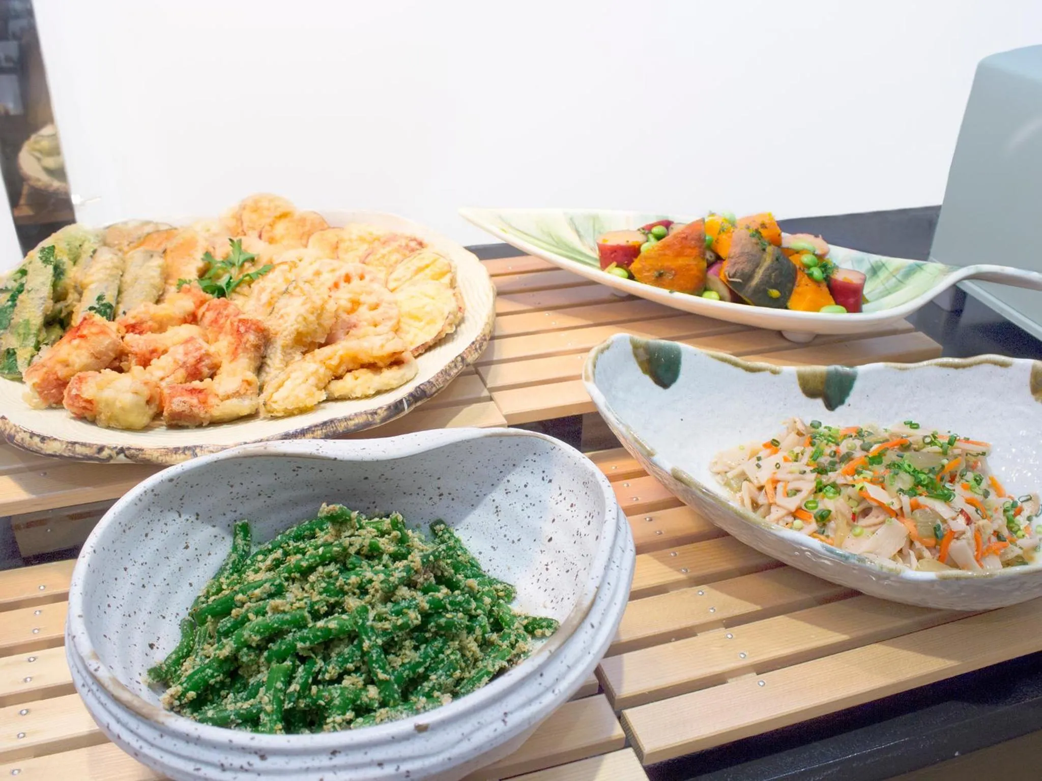 Restaurant/places to eat in Hearton Hotel Shinsaibashi Nagahoridouri