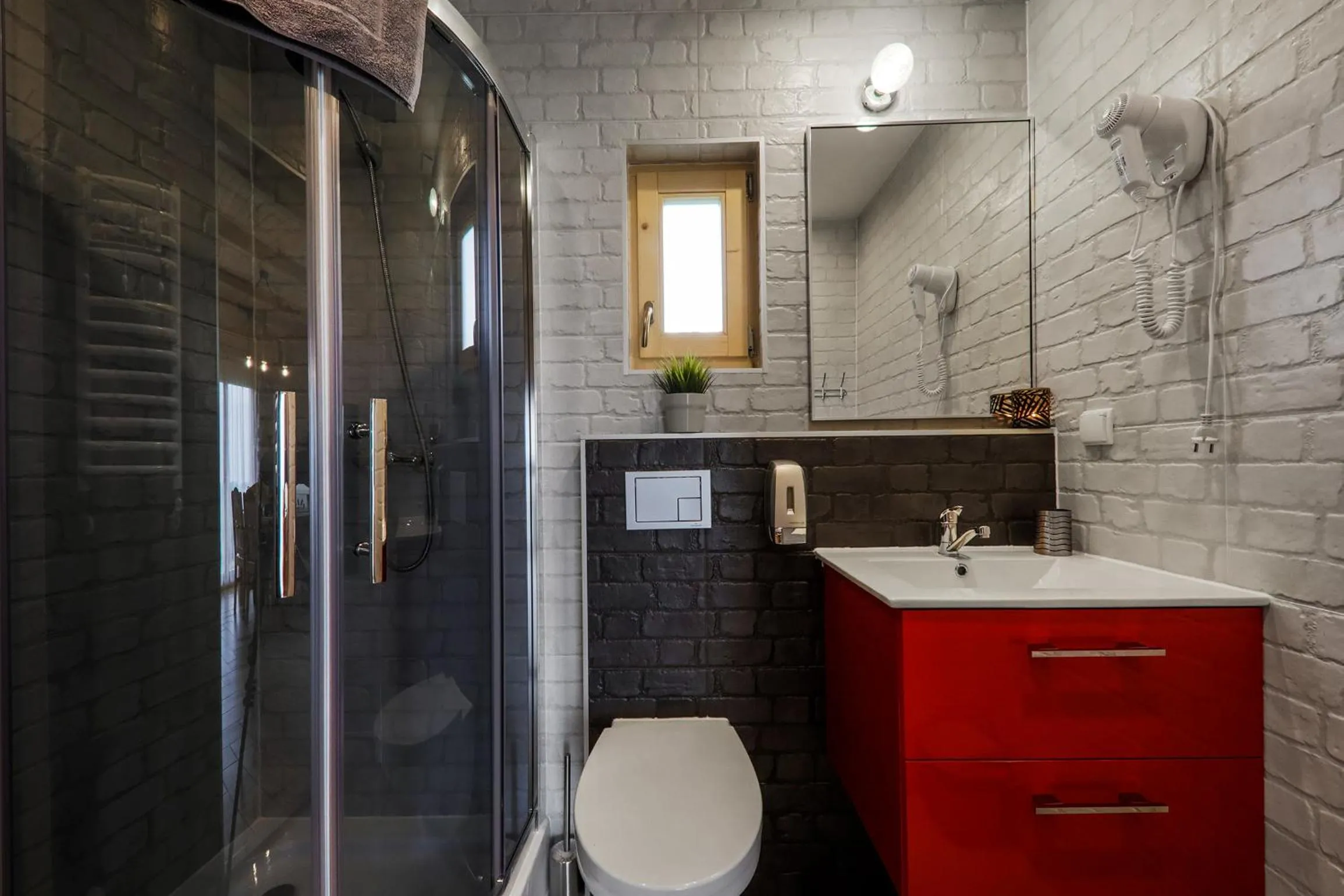 Bathroom in Domki Górskie Janosik, Kwicoł i Pyzdra Jacuzzi, Sauna