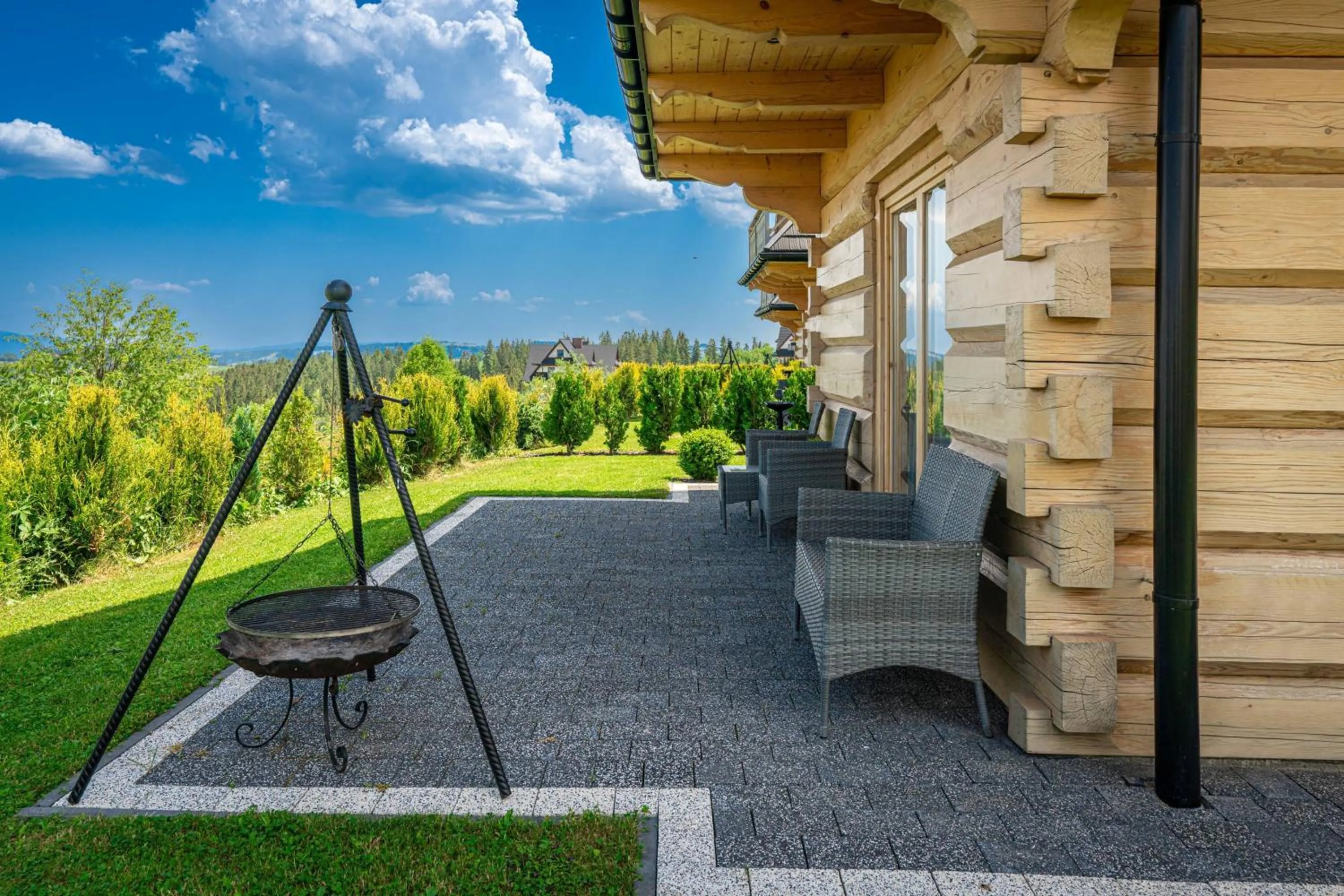 Patio in Domki Górskie Janosik, Kwicoł i Pyzdra Jacuzzi, Sauna