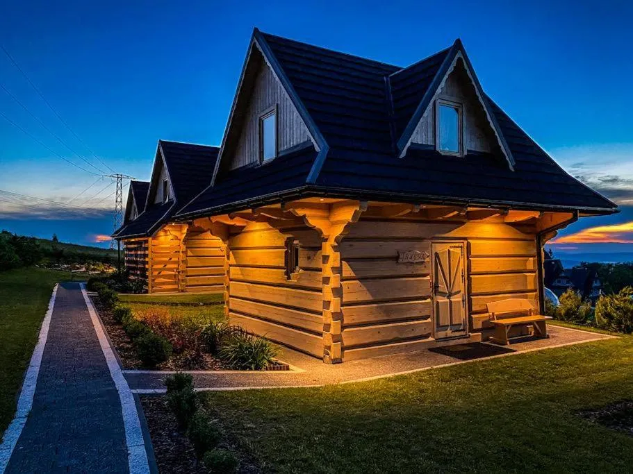Garden in Domki Górskie Janosik, Kwicoł i Pyzdra Jacuzzi, Sauna