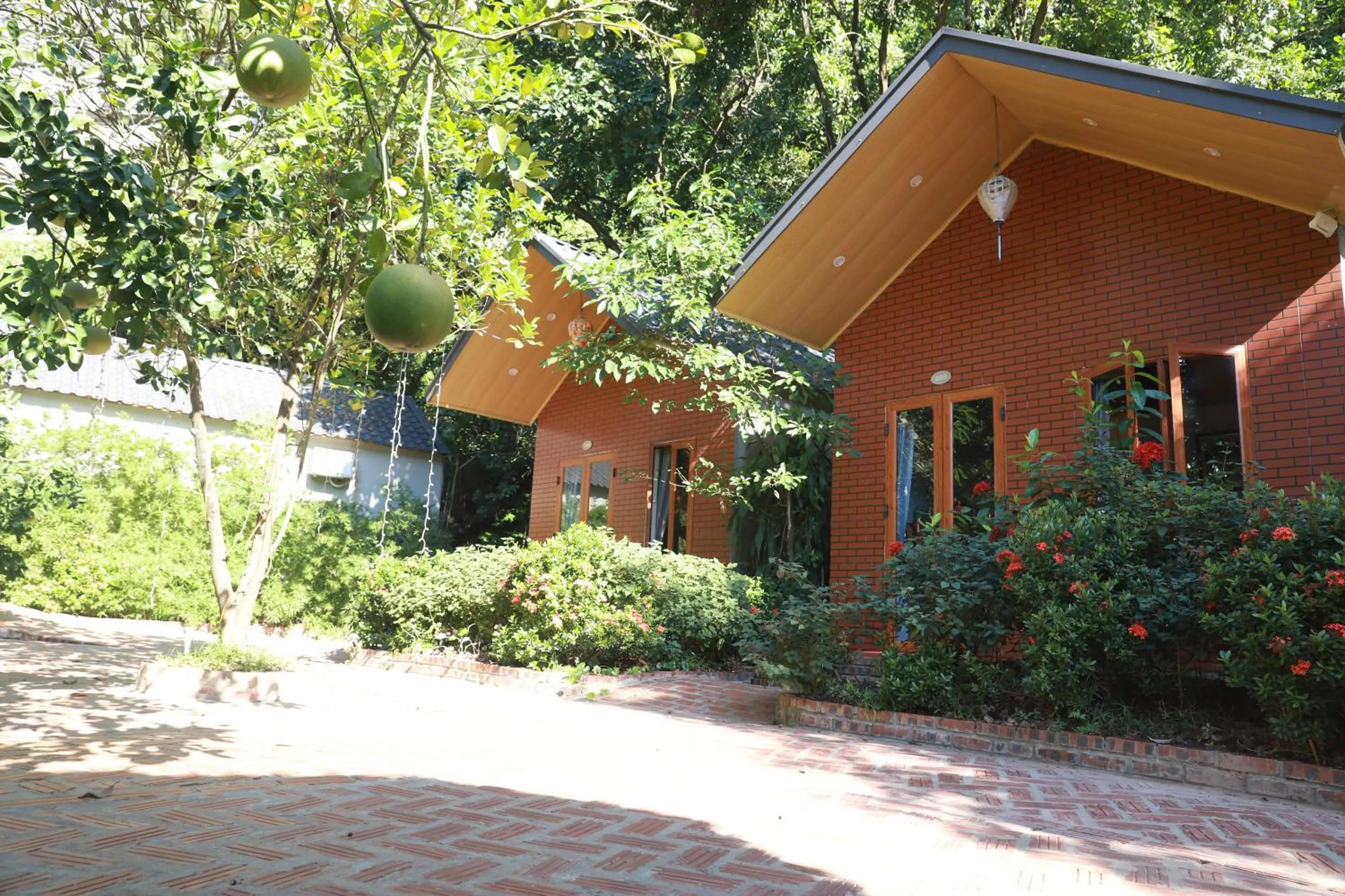 Garden in Trang An River View Homestay