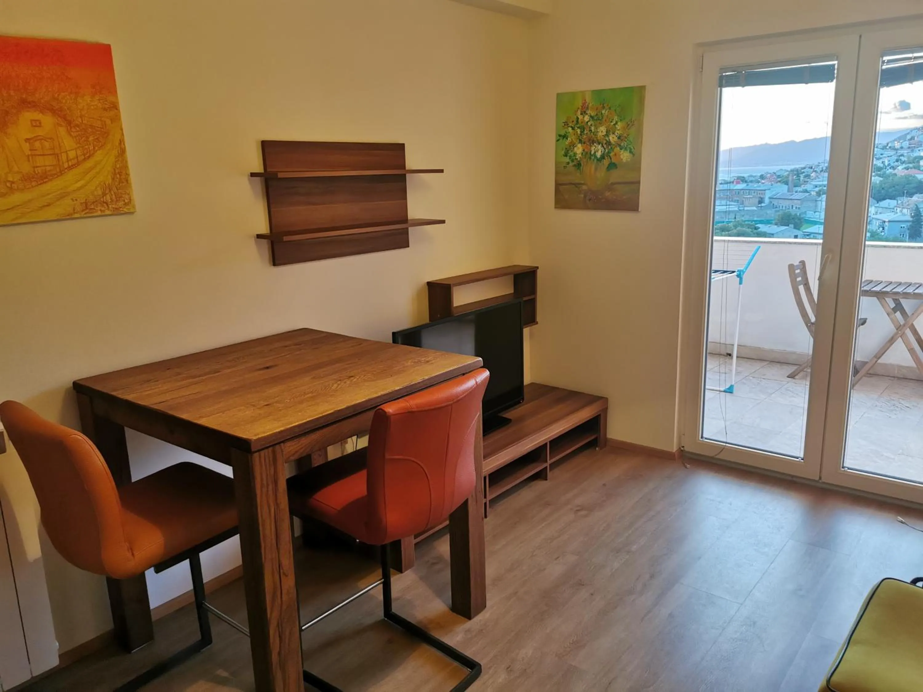 BC Better Choice Apartments with Central Heating