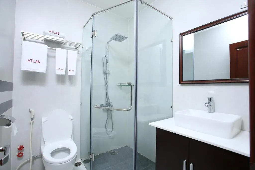 Bathroom in Atlas Hotel & Apartments